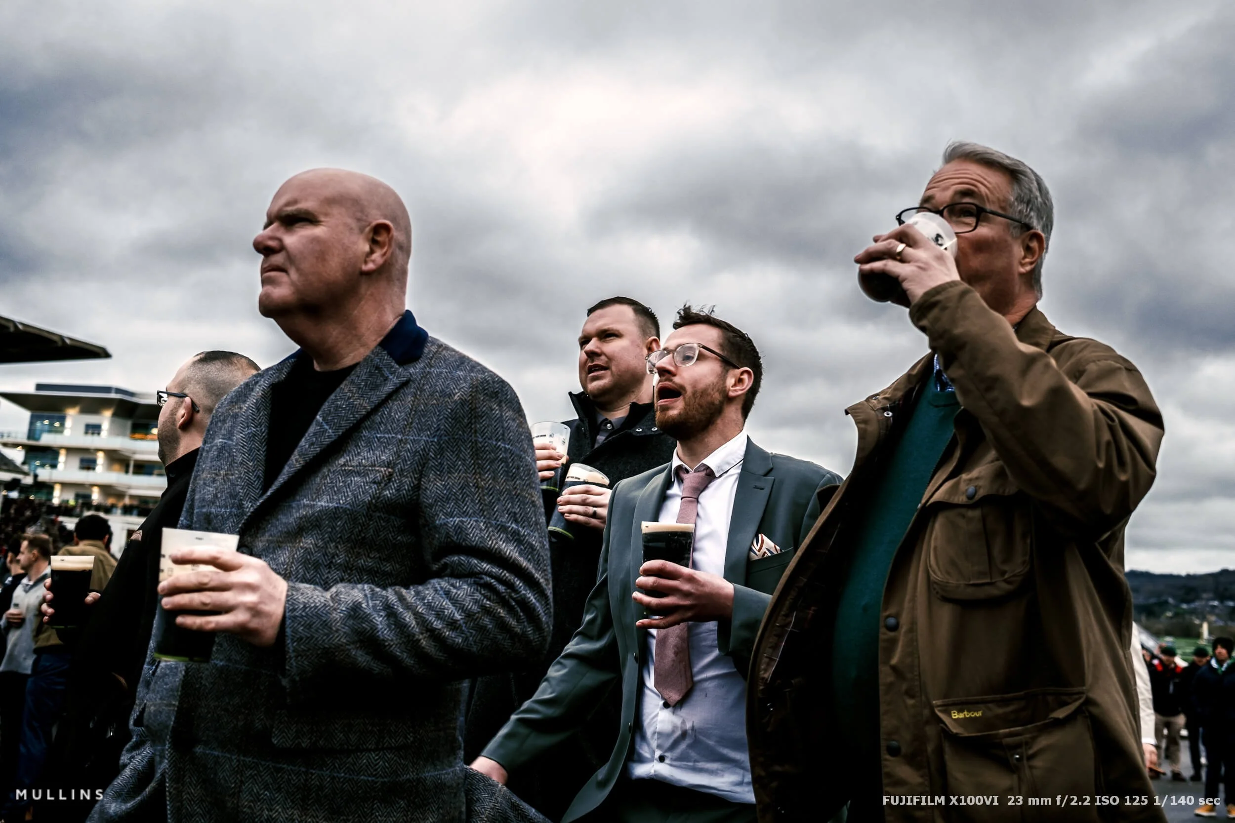fujifilm-x100vi-cheltenham-festival-racegoers-70.jpg