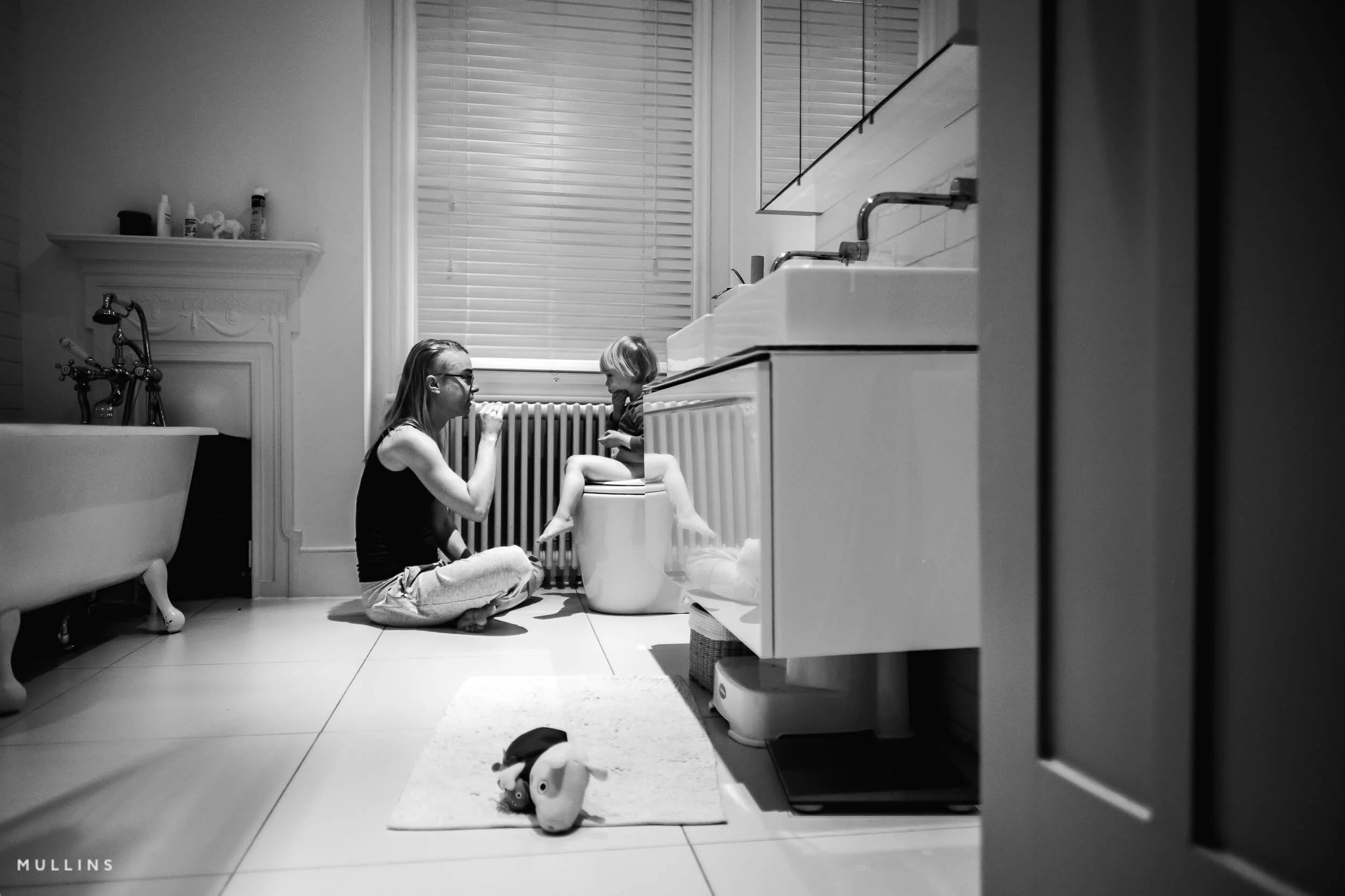 day-in-the-life-family-photoshoot-london--7.jpg