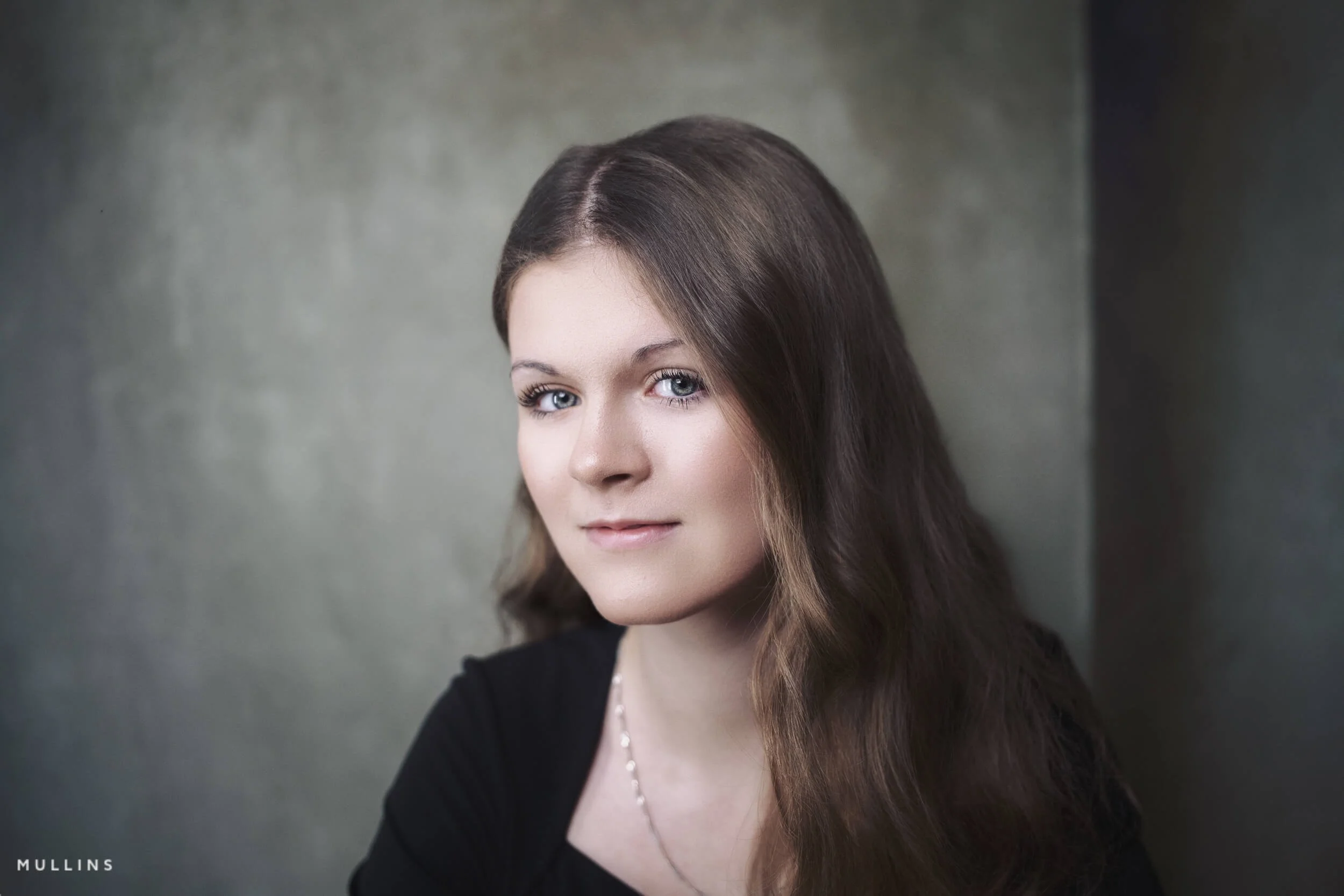 Actor headshots in a Malmesbury studio, natural expression, clean background.