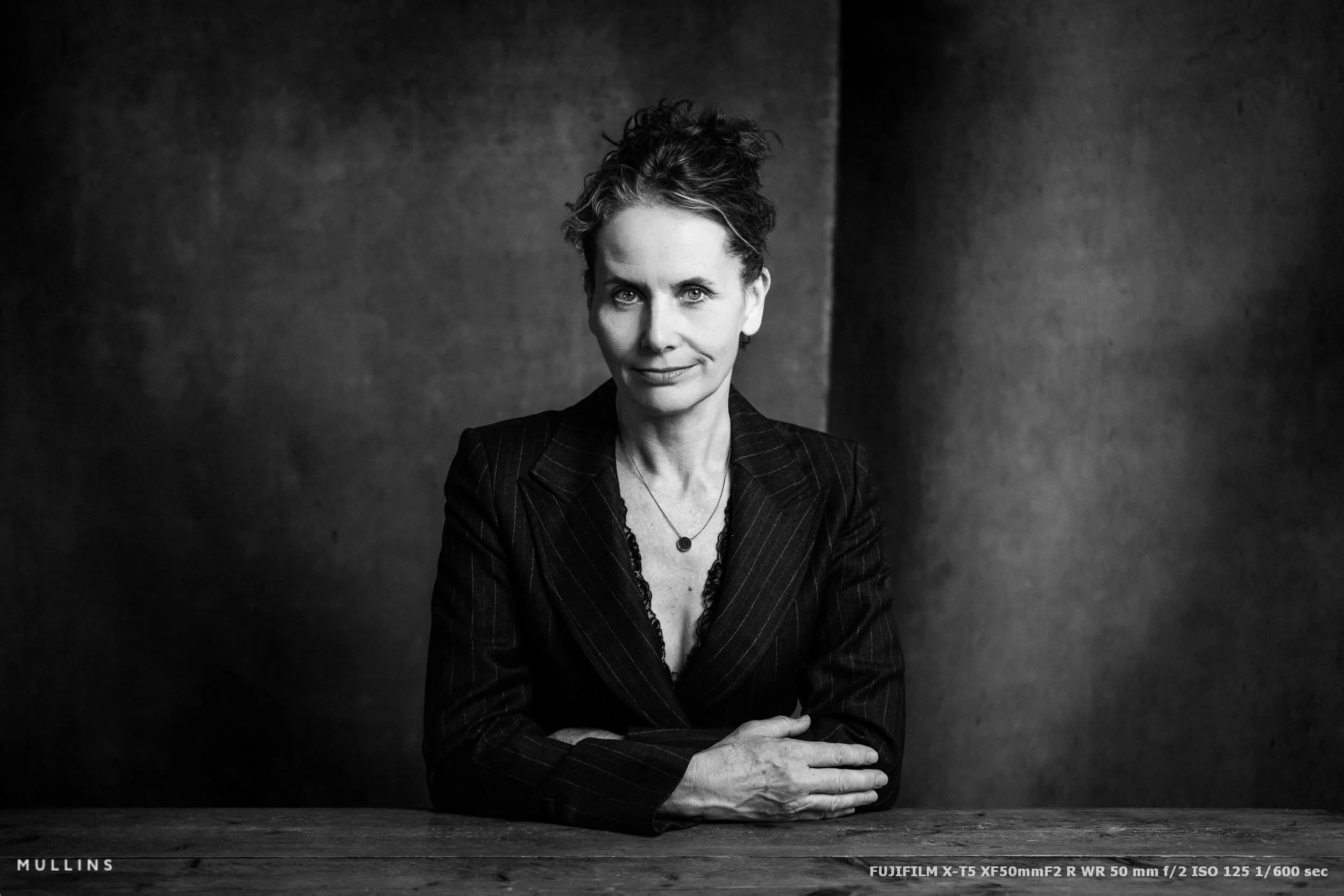 Actor Portraits with Story and Drama: Fujifilm X-T5