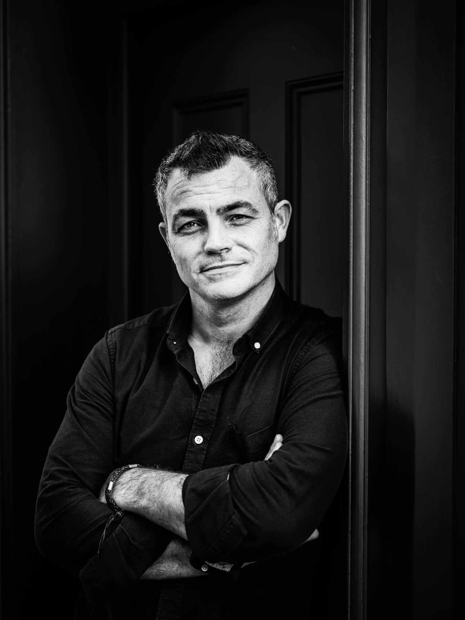 A portrait of professional photographer Kevin Mullins