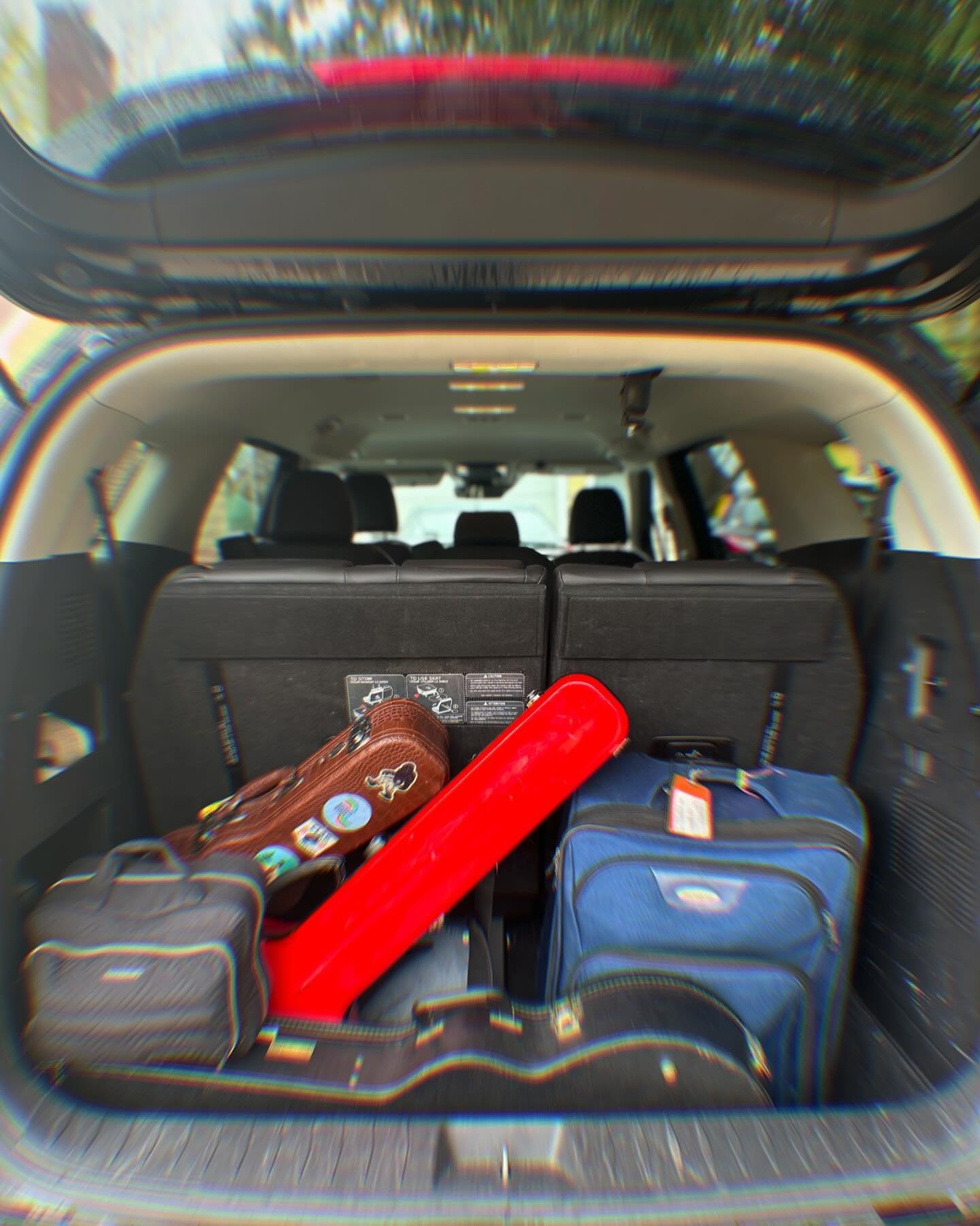 Numbers: 

18 - Days on the road
13 - Shows played 
3,100 - Miles driven
200 - Songs sung
1,000 - Laughs
2 - Touring partners that I'm missing
3 - Davises at home I can't wait to squeeze

That's a wrap! A slightly different packing situation for the 