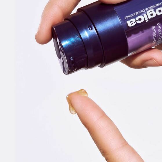 Phyto-Nature-Firming-Serum_Model_559x559.jpg