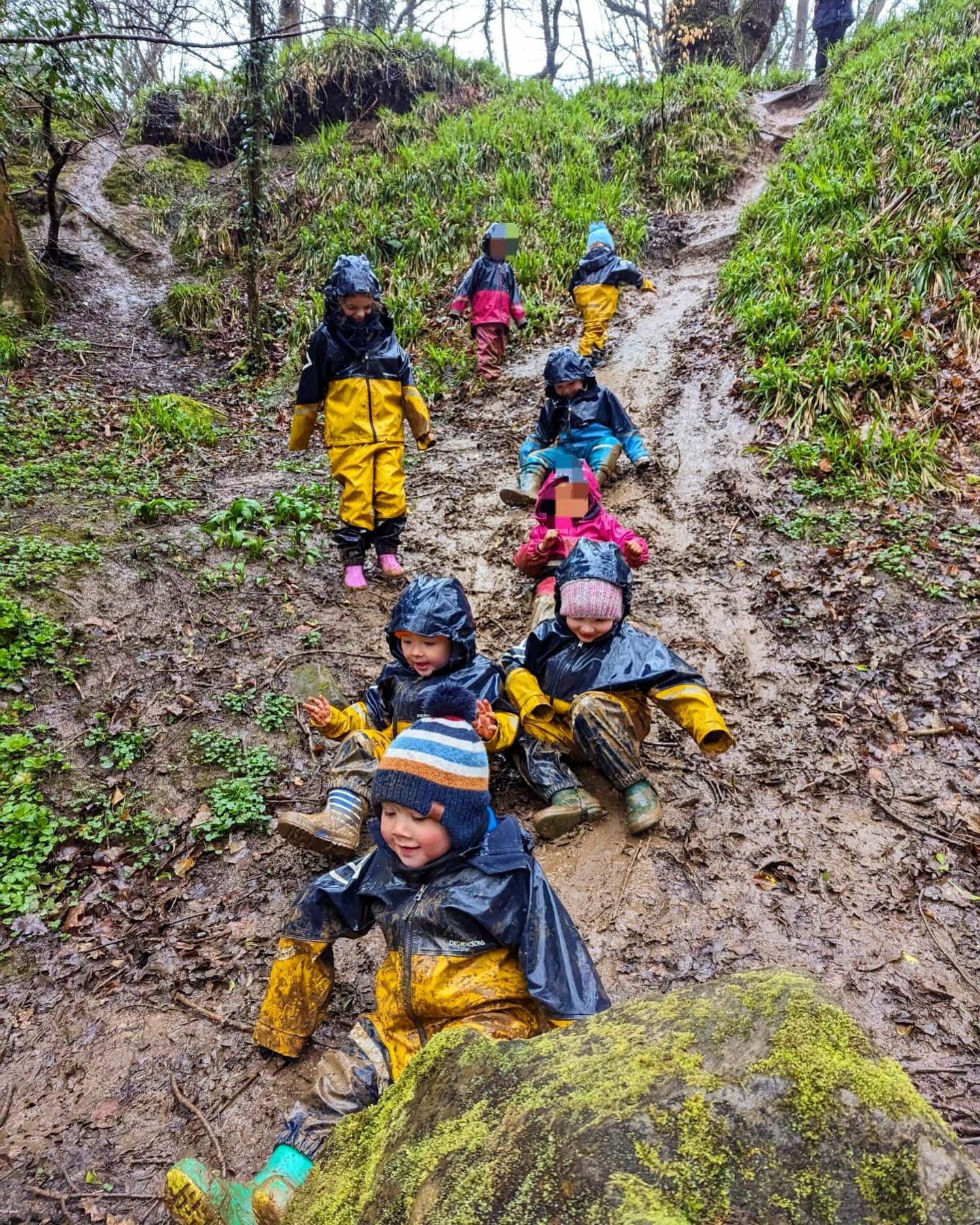 Rain, rain, go away&hellip; 🌧️ 

A bit of rain doesn&rsquo;t stop us 😉 we love stomping through the mud and using our senses to hear the squelches and feel our feet slipping! 

#forestschool #muddyday #muddyfaces #mud #rainyday #plesseywoods #messy