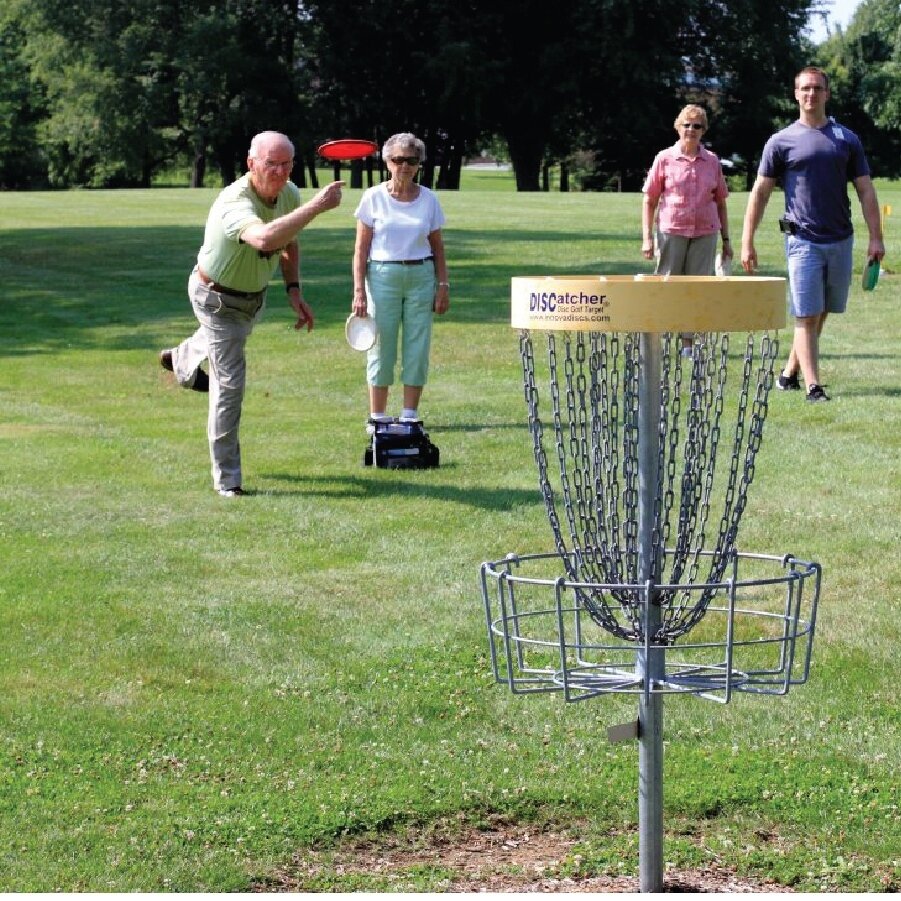 Disc golf has become increasingly popular for seniors to get some exercise as well as socialize! Test out your arm this summer at one of our many disc golf courses here in the Kawarthas!⁠
⁠
#lakefield #community #seniors #seniorliving #abbeyfieldlake
