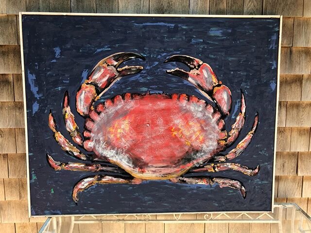 This big crab 35&rdquo; x 46&rdquo; is headed to @bhomefineconsignment this week.  Along with lots of other new inventory.  Perfect for a beach house and paired with a red, white &amp; Blue theme.  #printsbyjenna #abstractcrabpainting #beachhouseart 