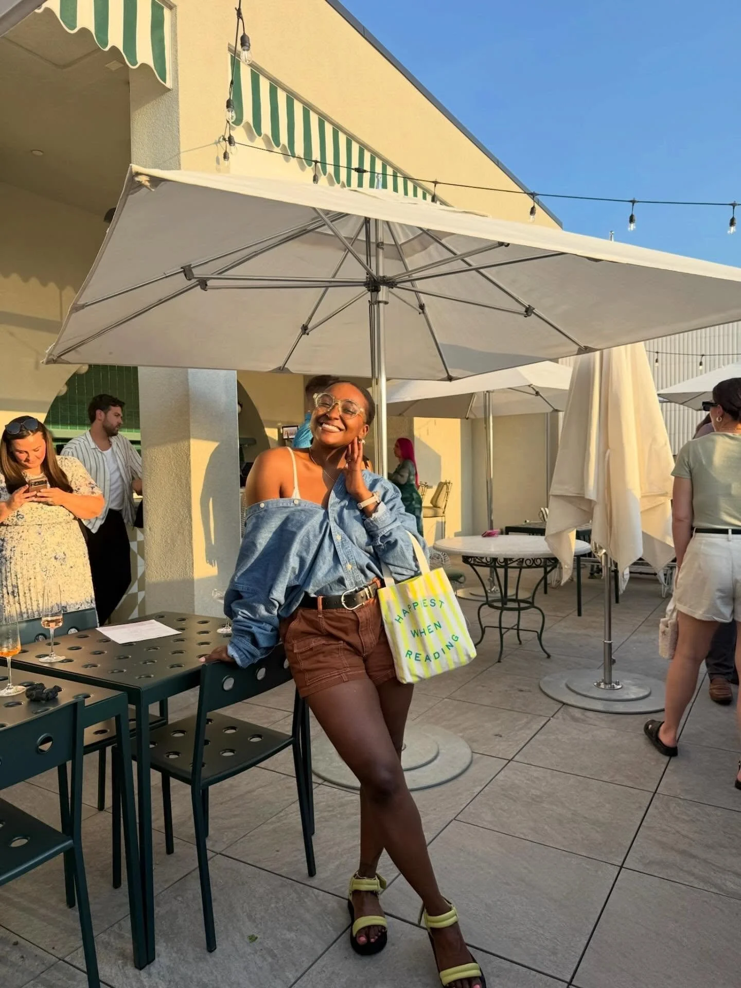 you all know how much I love @bargenevieve_louisville so I had to try out their new menu, including their new insanely delicious snack tower Le Tour de Genevieve &amp; their &ldquo;Fried Chicken&rdquo; ice cream💚 with this view of the city and drink