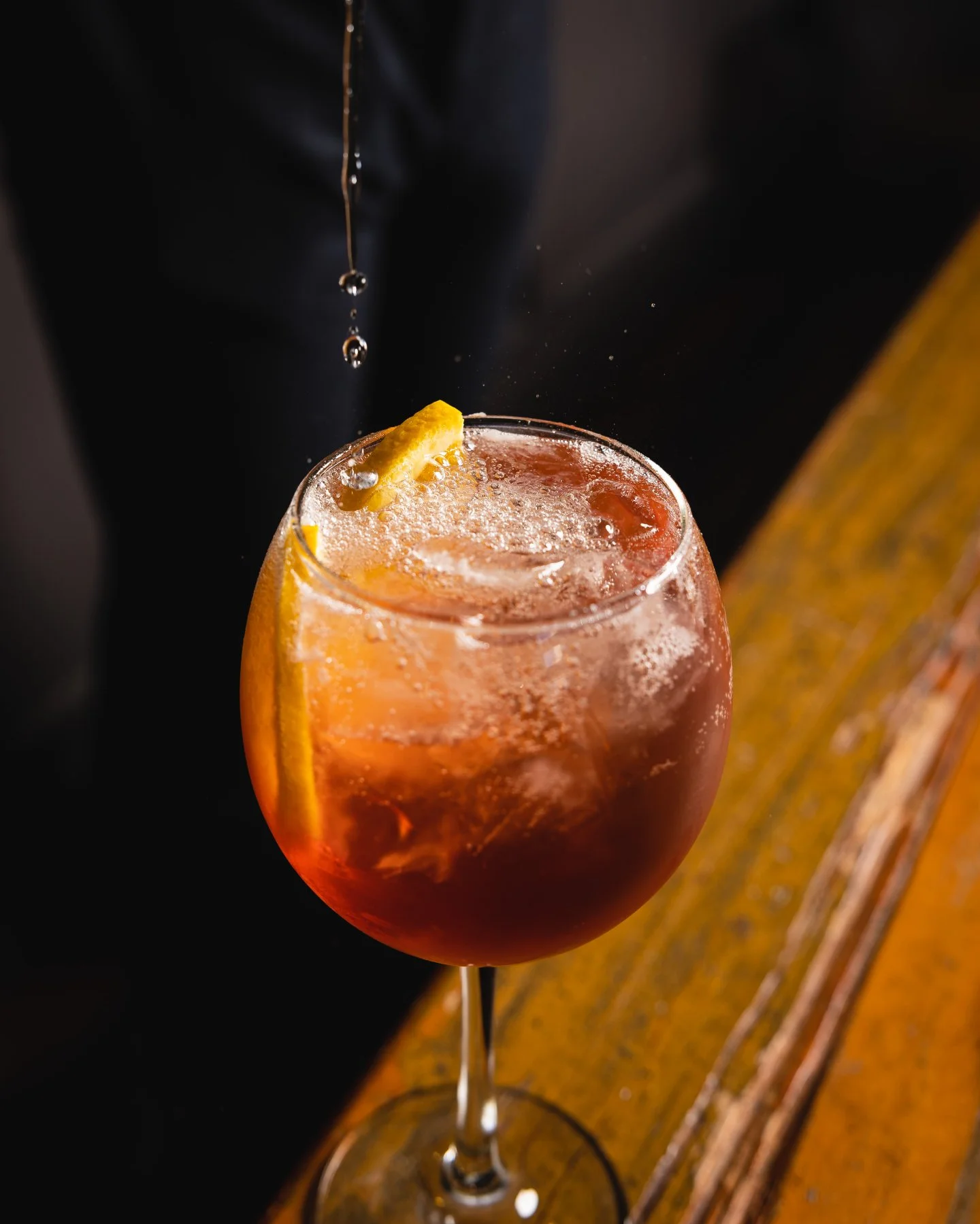 What are you doing tonight?! Looking for a place to sit back and enjoy? We&rsquo;ve got you.
#TownTavern 
#DowntownAlameda 
#BayAreaFoodie 
#CraftCocktails 
#Tasty 
&ndash;&ndash;&ndash;&ndash;&ndash;&ndash;&ndash;&ndash;&ndash;&ndash;&ndash;&ndash;&