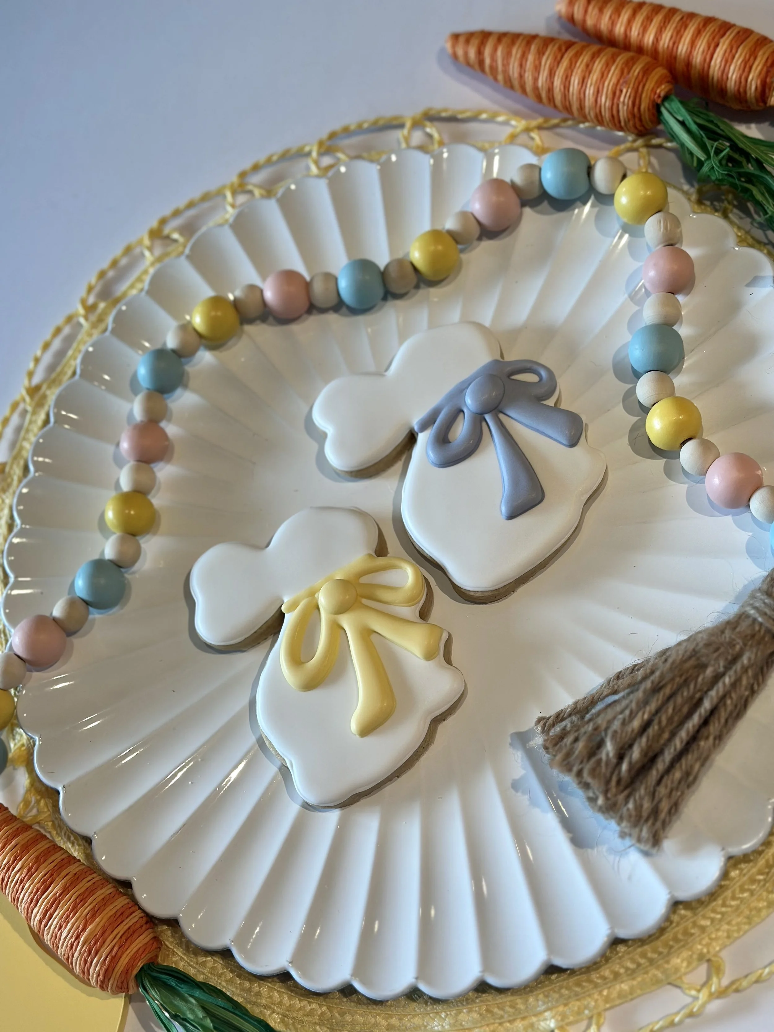 Single Bunny With Bow Cookie