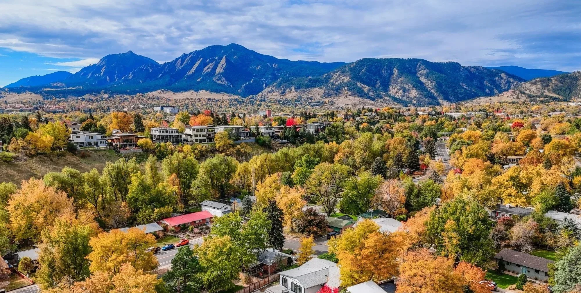 29-2283-Aerial_Back_Right_High_5TMDE_RVT2-TP_Web-MLS.jpg