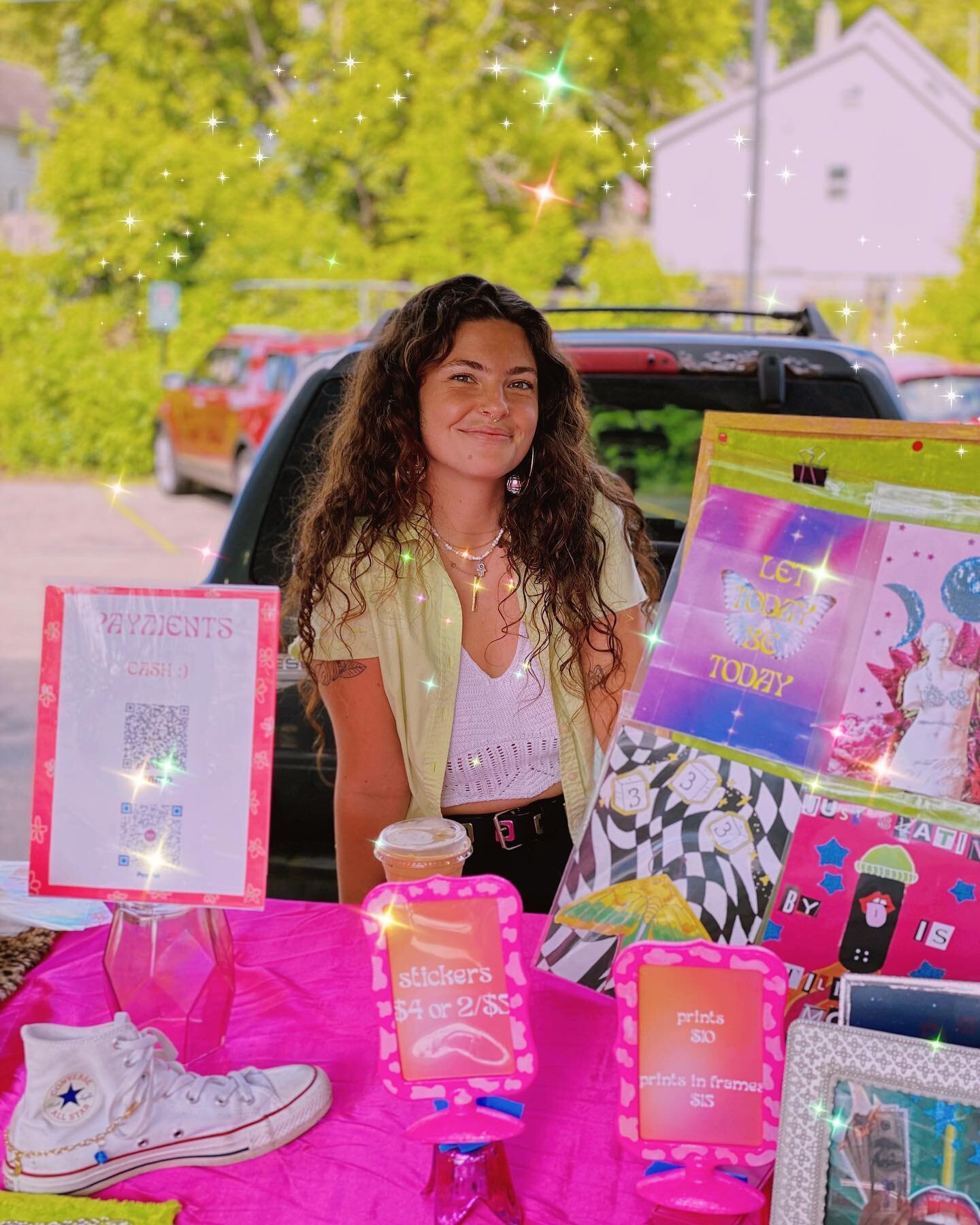 had such an amazing time at @fultonstartisansmarket yesterday 💕 overwhelmed by the outpouring of love and support from friends, family, and people I met that day! Thank you so much to everyone who bought something, stopped by to chat, grabbed a busi