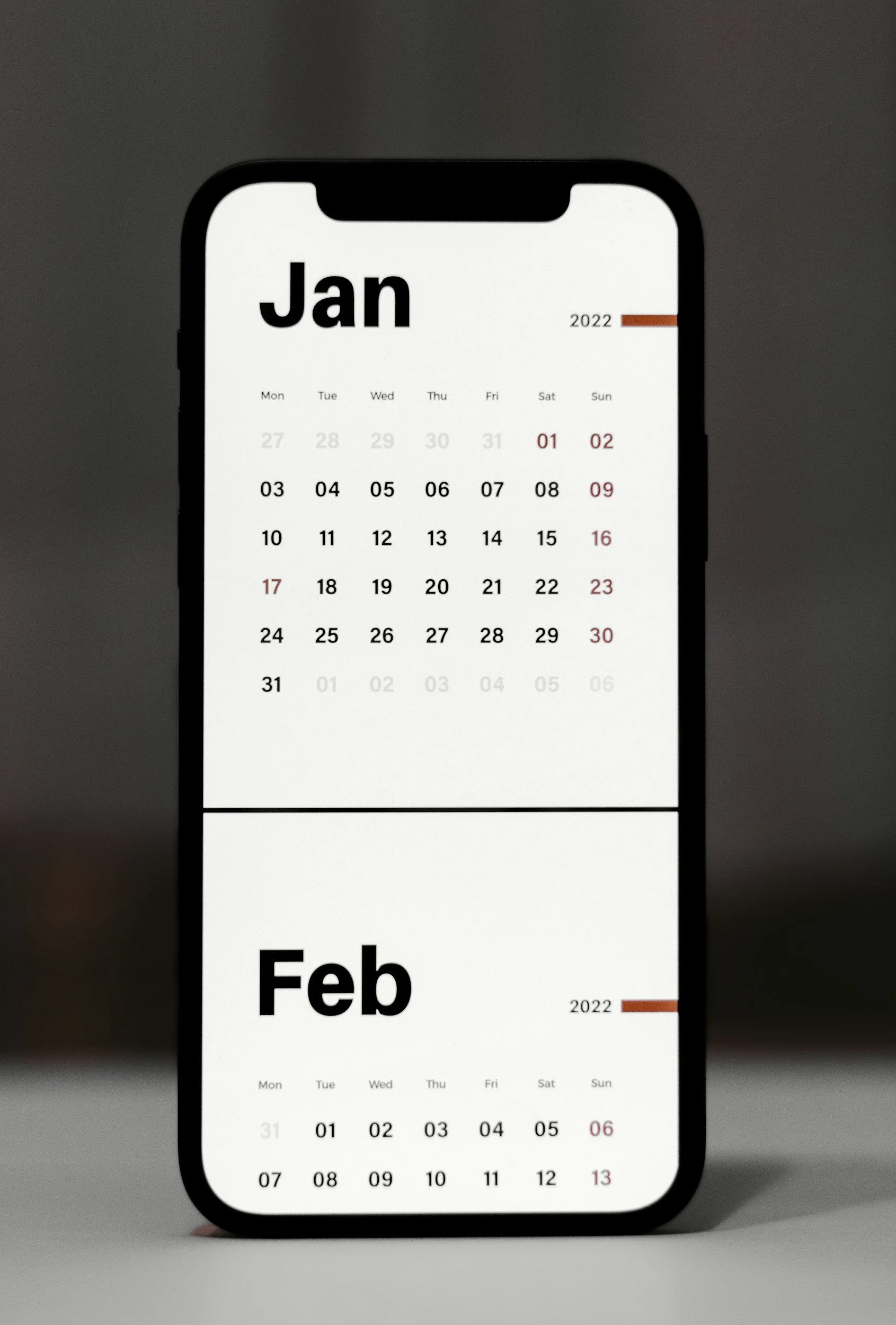 phone with calendar on the screen