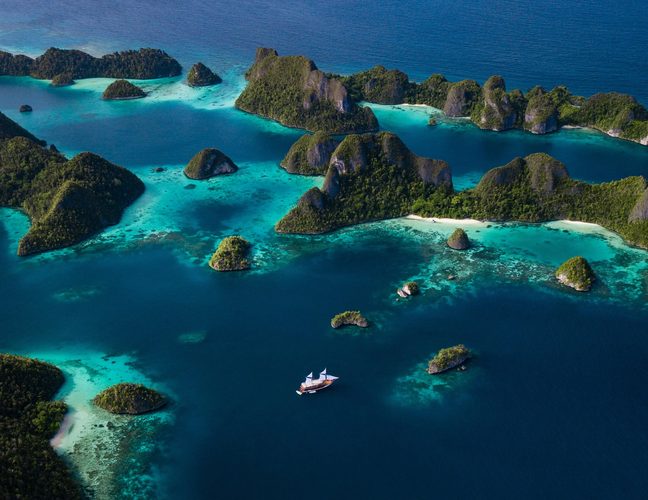 09_RajaAmpat_TravisBurkePhotography.jpg