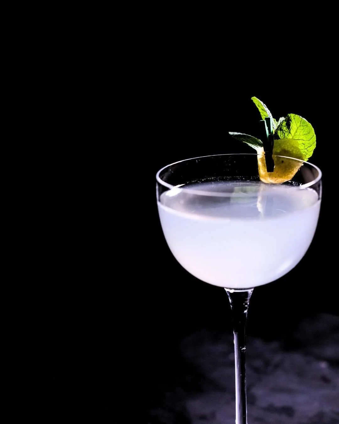 Tu pensais juste passer dire bonjour &agrave; tes potes &agrave; l&rsquo;Euro
Et puis&hellip; y&rsquo;avait un verre, un pote, une ambiance&hellip;👀
Commente &ldquo;Reste&rdquo;
Tag celui qui t&rsquo;a pi&eacute;g&eacute; gentiment
Partage ce post
L