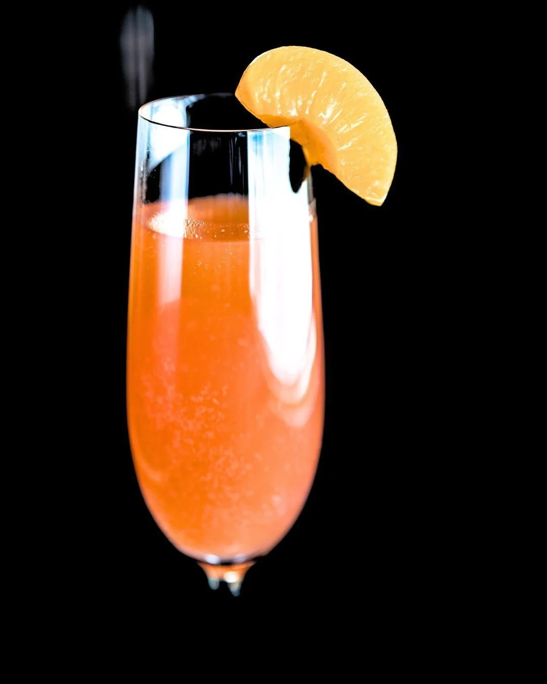 Tu voulais juste &ldquo;faire un tour&rdquo;.
Mais t&rsquo;as vu la lumi&egrave;re de l&rsquo;Euro Caf&eacute;. Et t&rsquo;as pas r&eacute;sist&eacute; ⭐️
Commente &ldquo;Oups&rdquo;
Tag celui avec qui t&rsquo;as fait demi-tour vers le bar
Partage ce