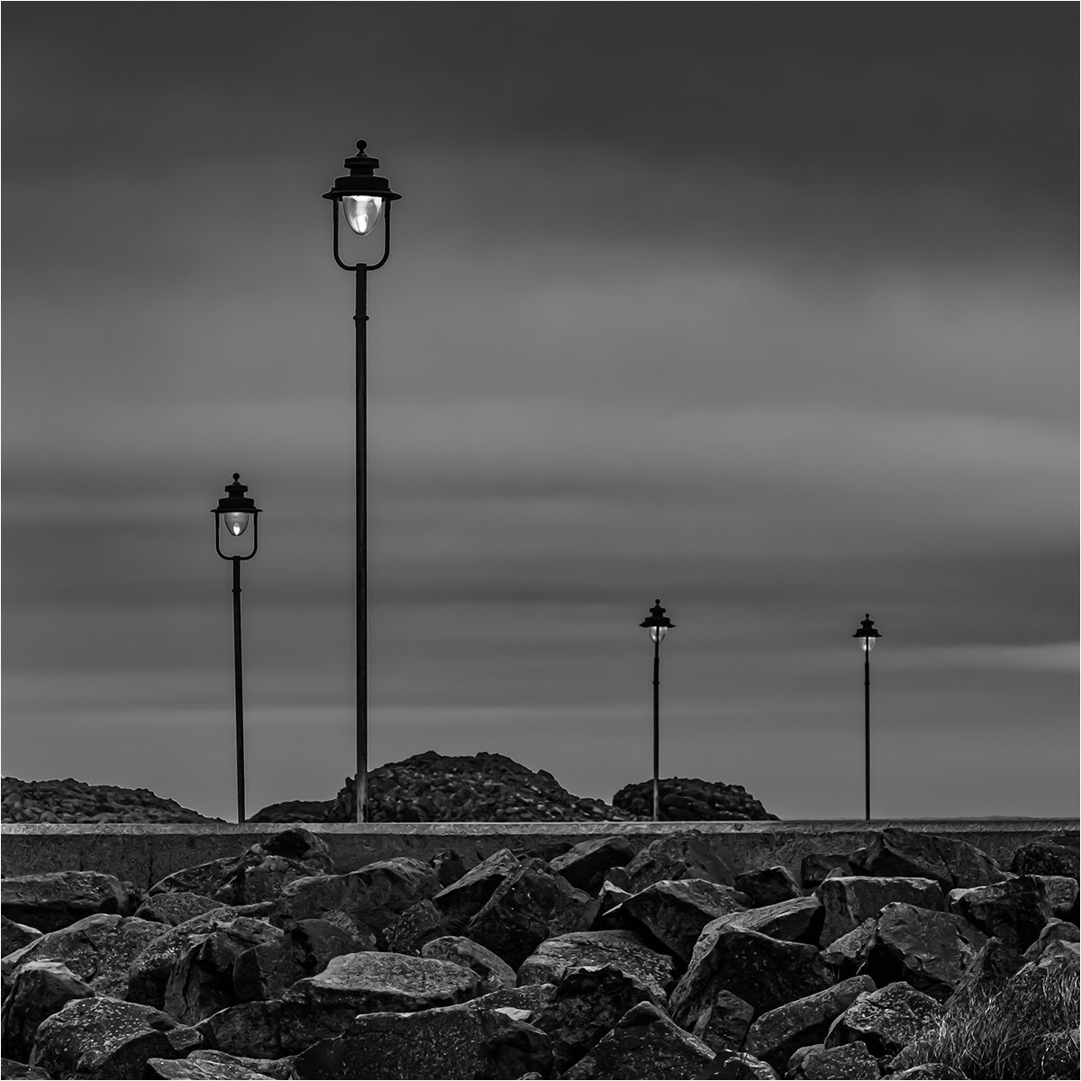 DPIs: Open Monochrome