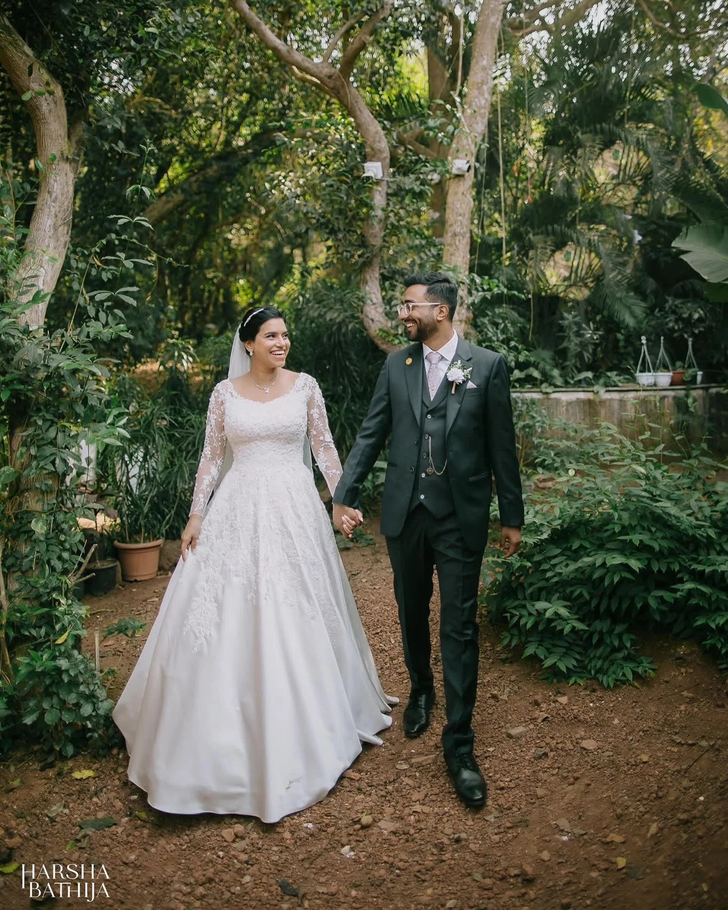 4.2.24 ❤️♾️

The day I married my soulmate. 

📷 @harshabathija turning moments into magic. 

Wedding gown: @michellerodriguesbridal 

HMU: @minettegoa 

Suit: Studio Fernandes

#LoveOnSteRoyds