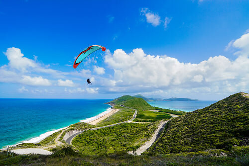 basseterre-st-kitts-timothy-hill-paragliding_0.jpg
