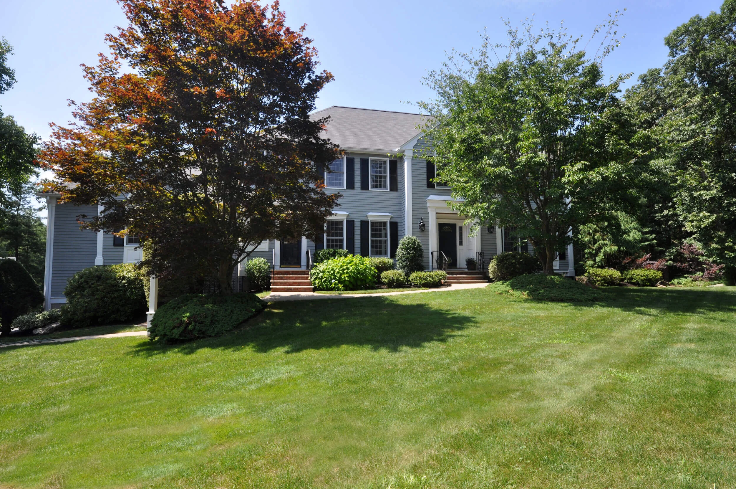2 Crestview Road, Bedford MA