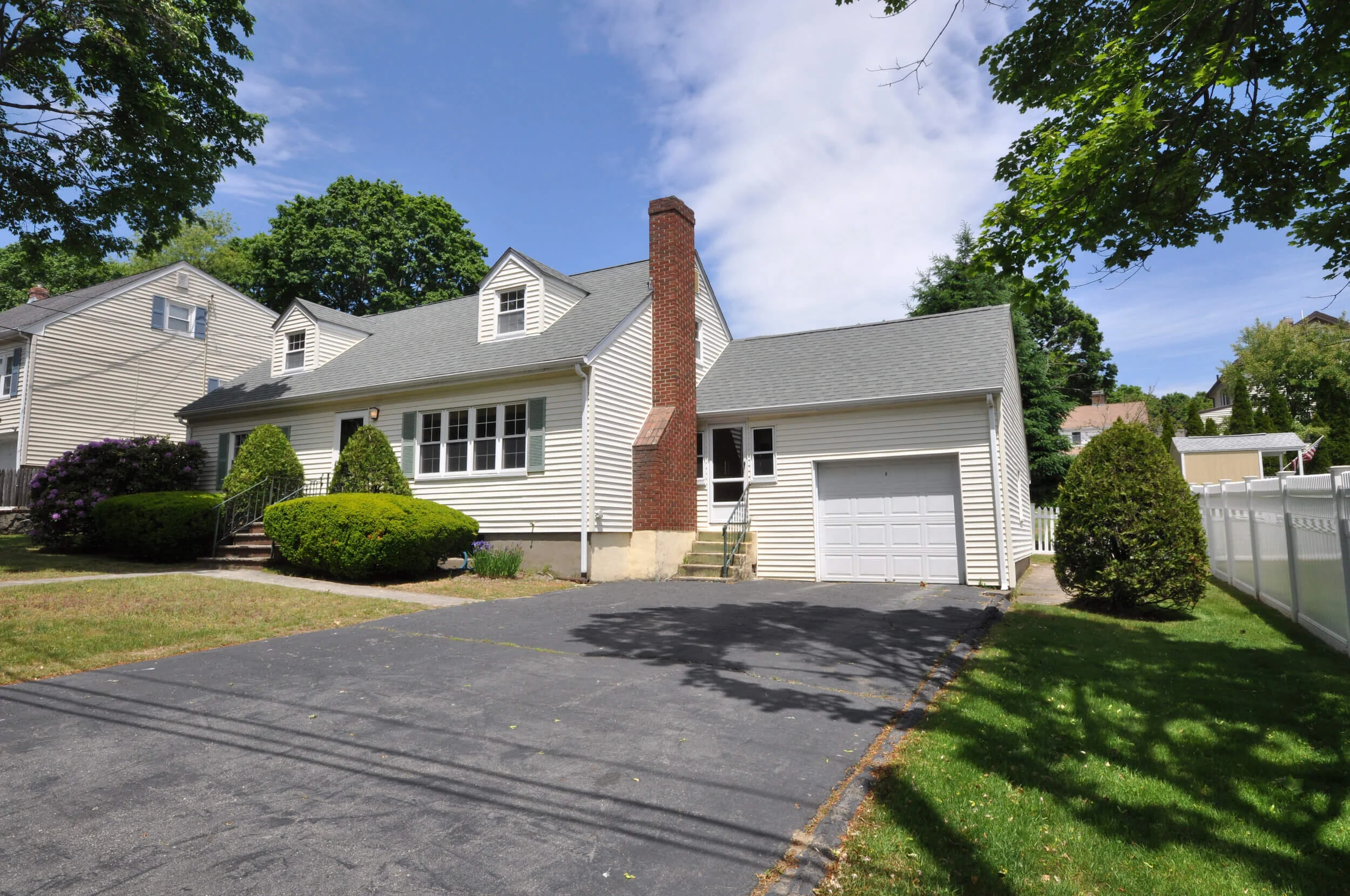 62 Candia Street Arlington MA Debbie Spencer Group_0309.JPG