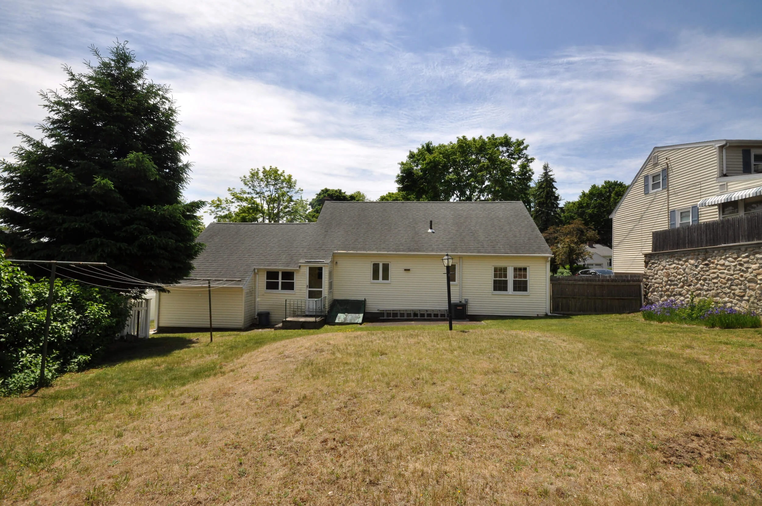 62 Candia Street Arlington MA Debbie Spencer Group_0313.JPG