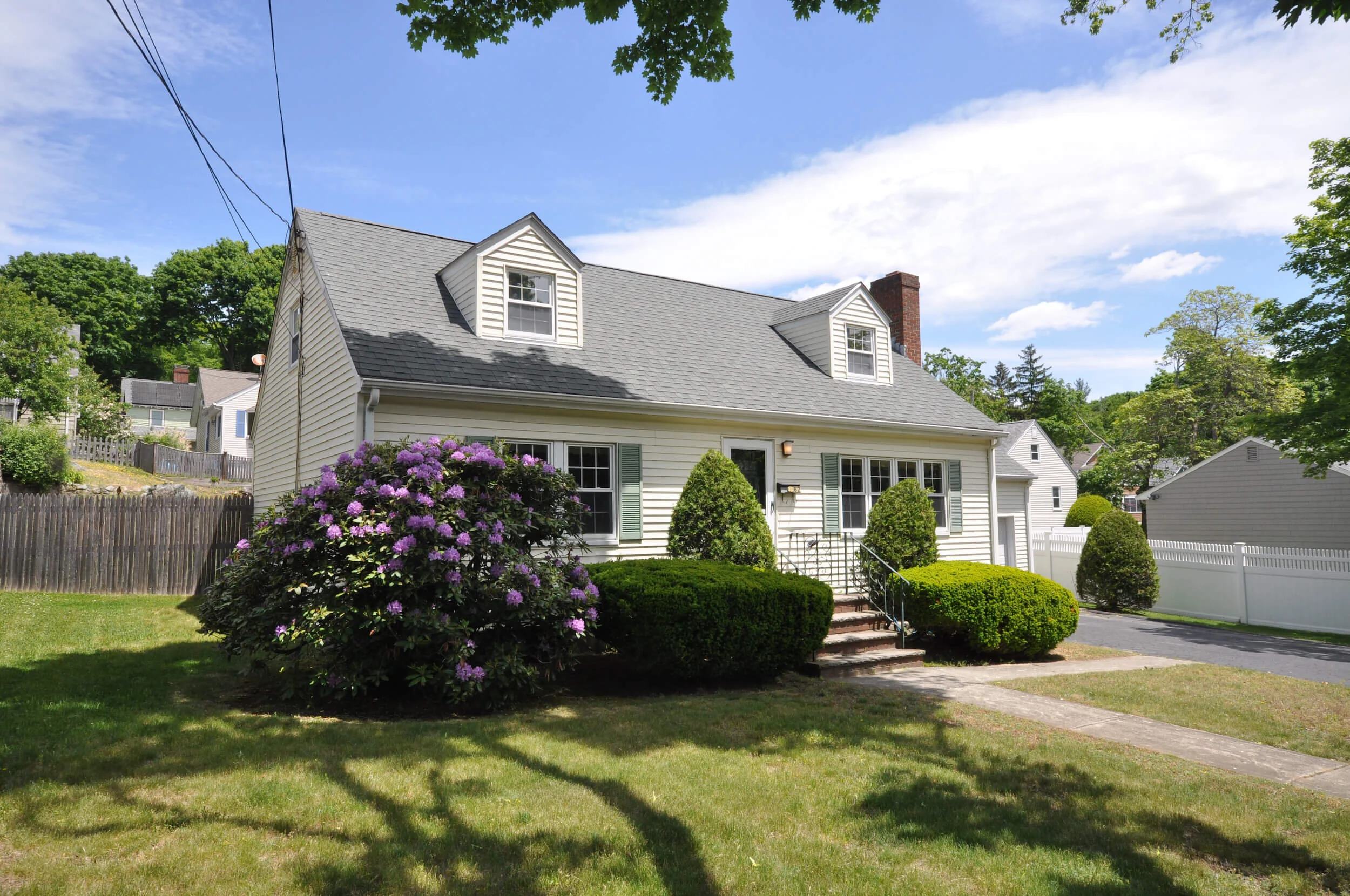 62 Candia Street Arlington MA Debbie Spencer Group_0302.JPG