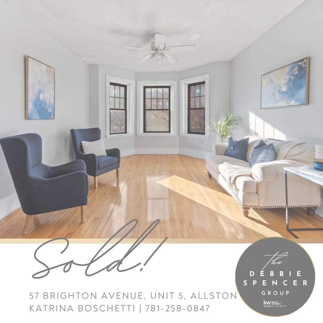 🌟 SOLD 🌟

A huge congratulations to Katrina's seller!! 🍾🍾 
So happy for her and her next chapter of investing! 

With the many changes going on when buying/selling Condos right now you should be represented 💯. As a seller, buyer or investor you 