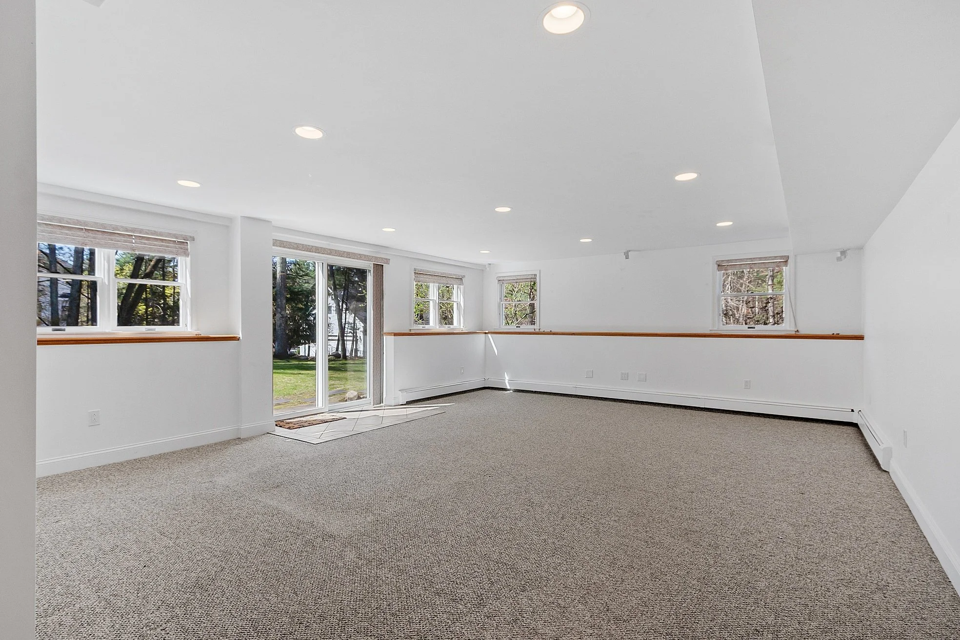 61 Notre Dame Rd Bedford MA Job 33709 0084 MLS.jpg
