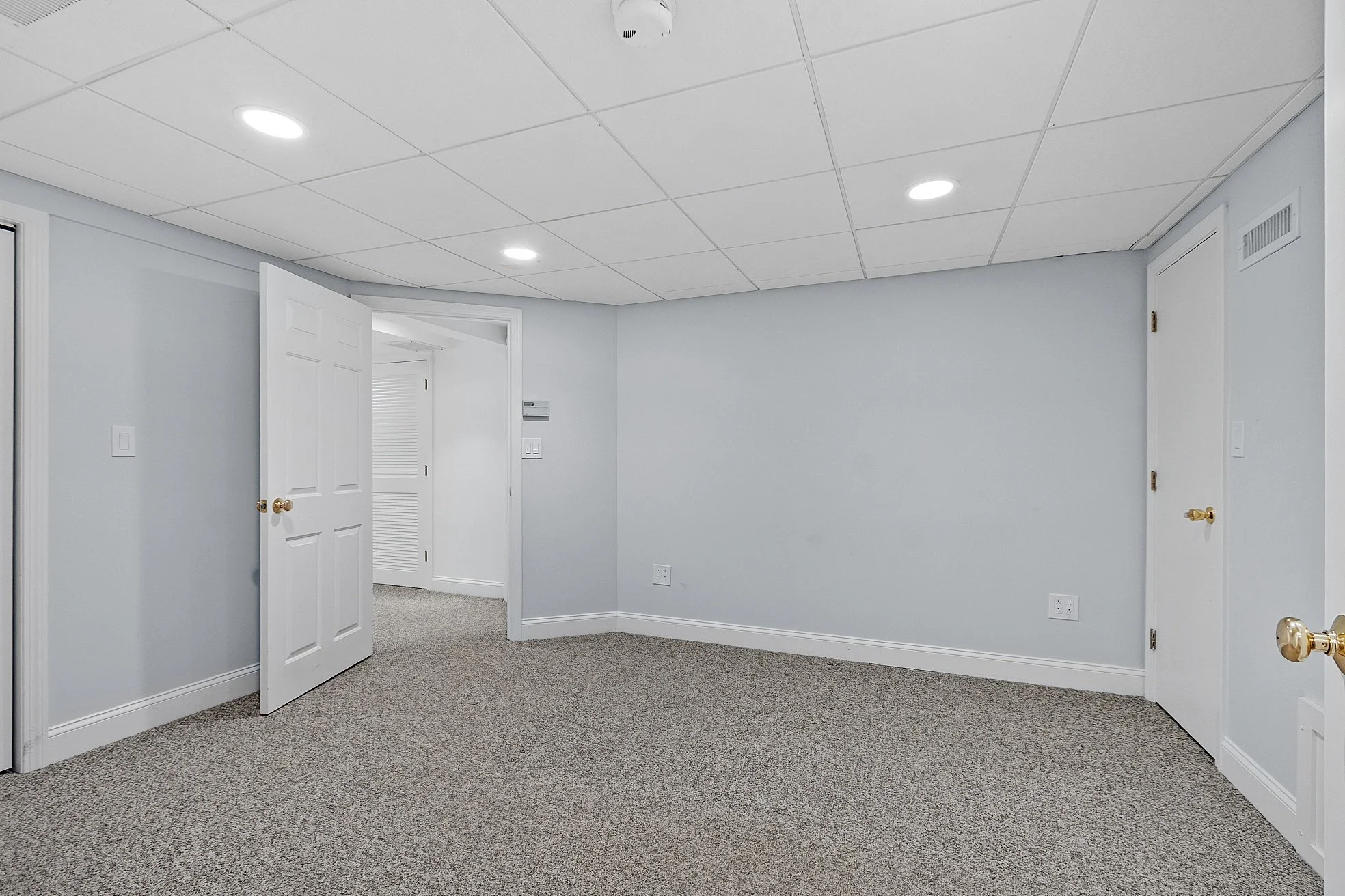 61 Notre Dame Rd Bedford MA Job 33709 0079 MLS.jpg