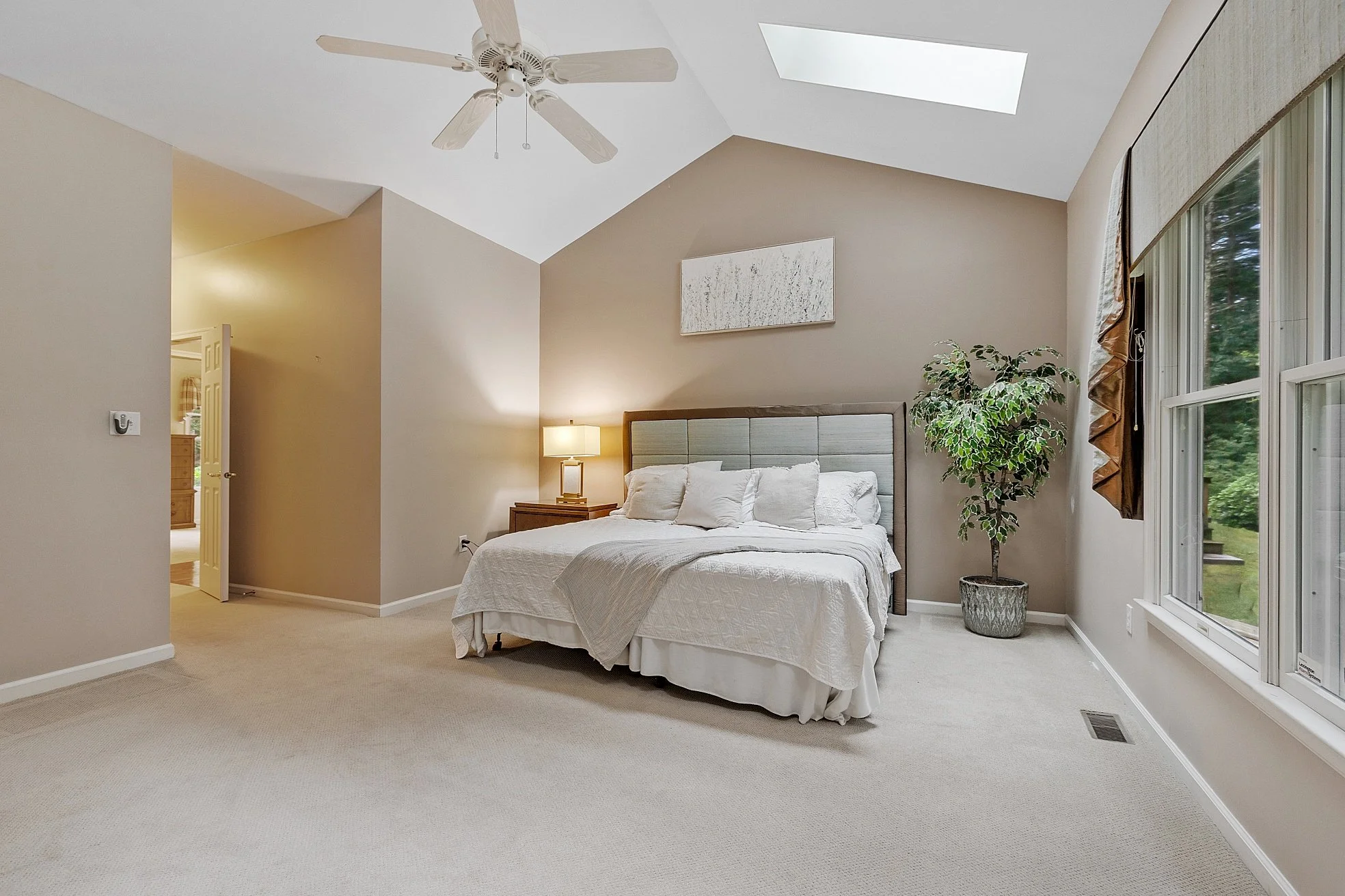 1 Emery Rd Bedford MA Job 35745 0015 MLS.jpg