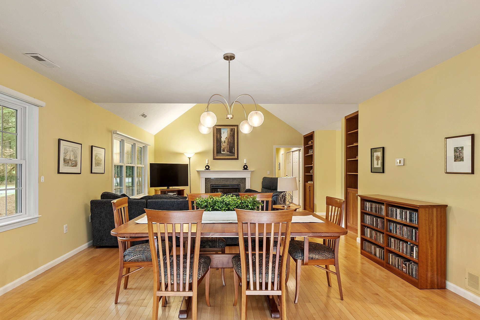 31 Pickman Drive Bedford Massachusetts Job 36356 0026 MLS.jpg