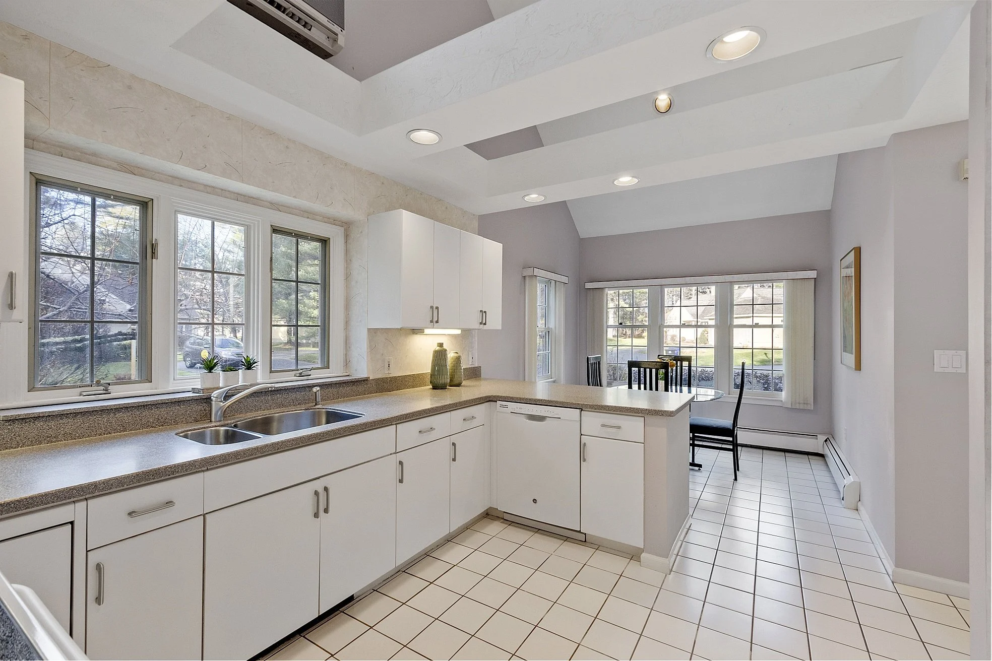34 Pickman Drive Bedford Massachusetts Job 37584 0023 MLS.jpg