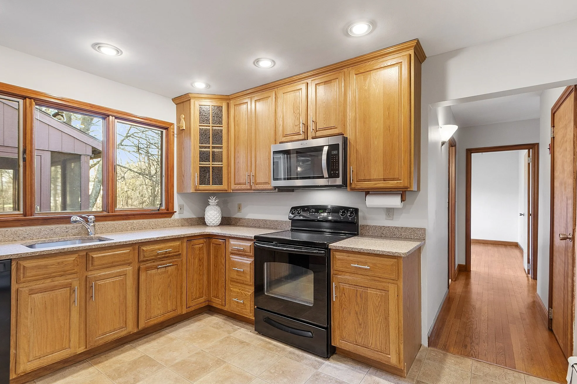 176 Old Billerica Road Bedford Massachusetts Job 37426 0037 MLS.jpg