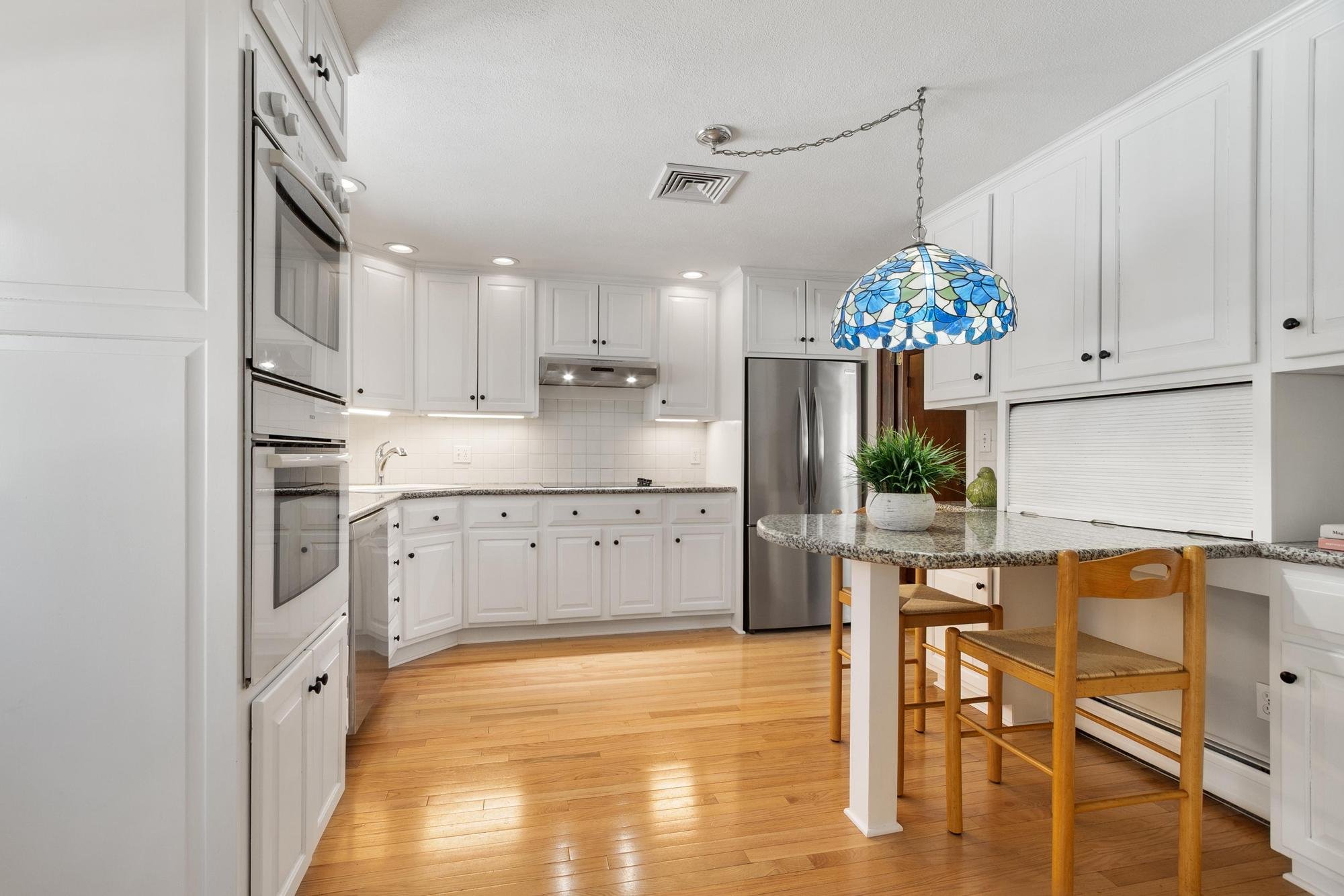 27 Fox Run Road Bedford Massachusetts Job 38046 0041.jpg