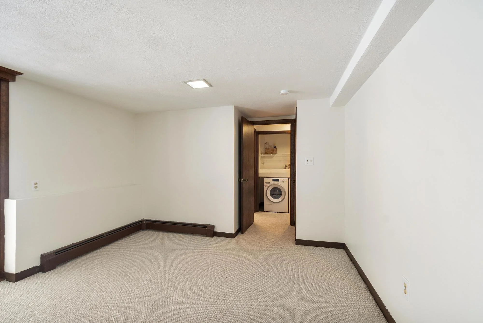 27 Fox Run Road Bedford Massachusetts Job 38046 0016.jpg