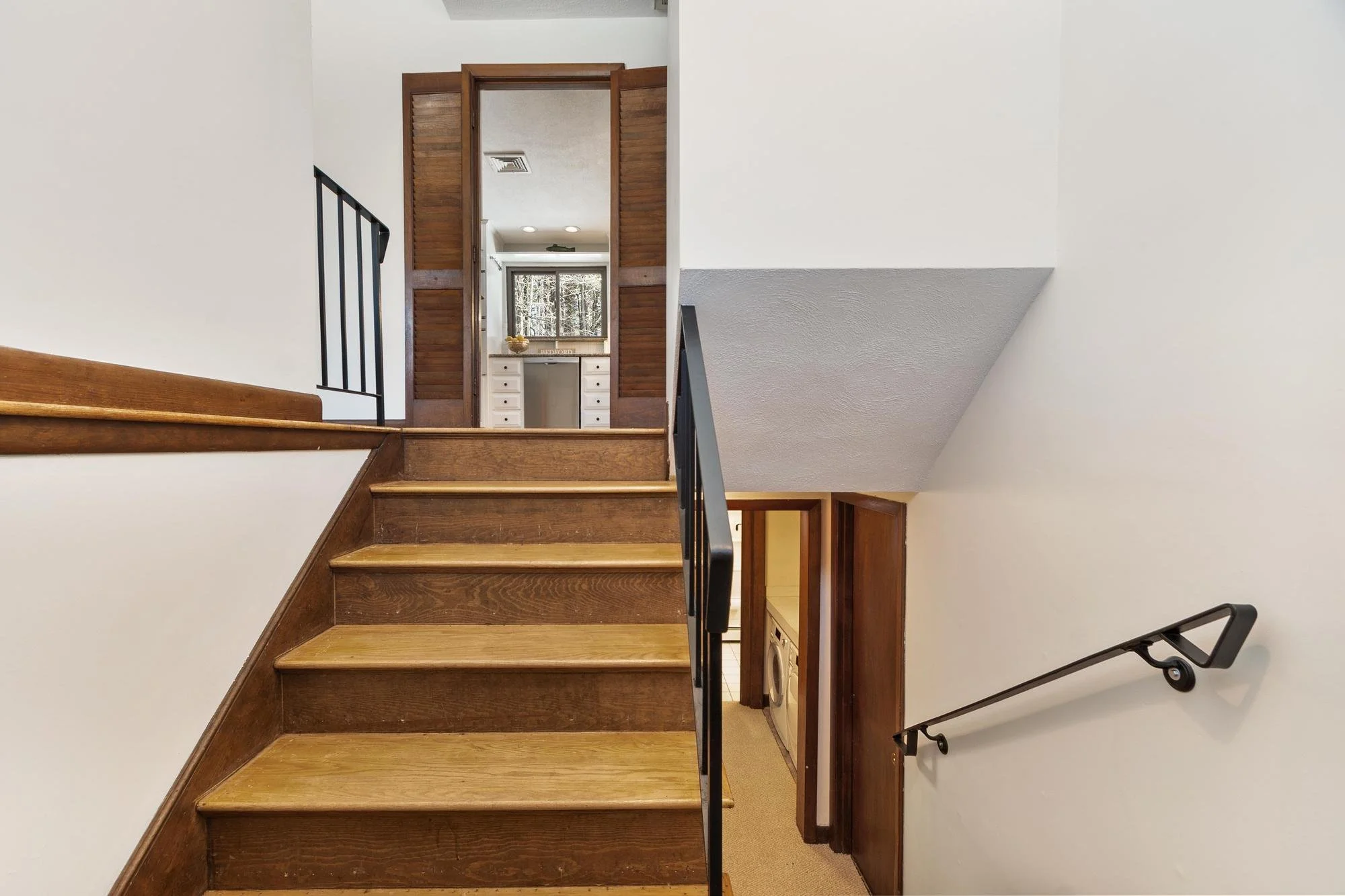 27 Fox Run Road Bedford Massachusetts Job 38046 0021.jpg