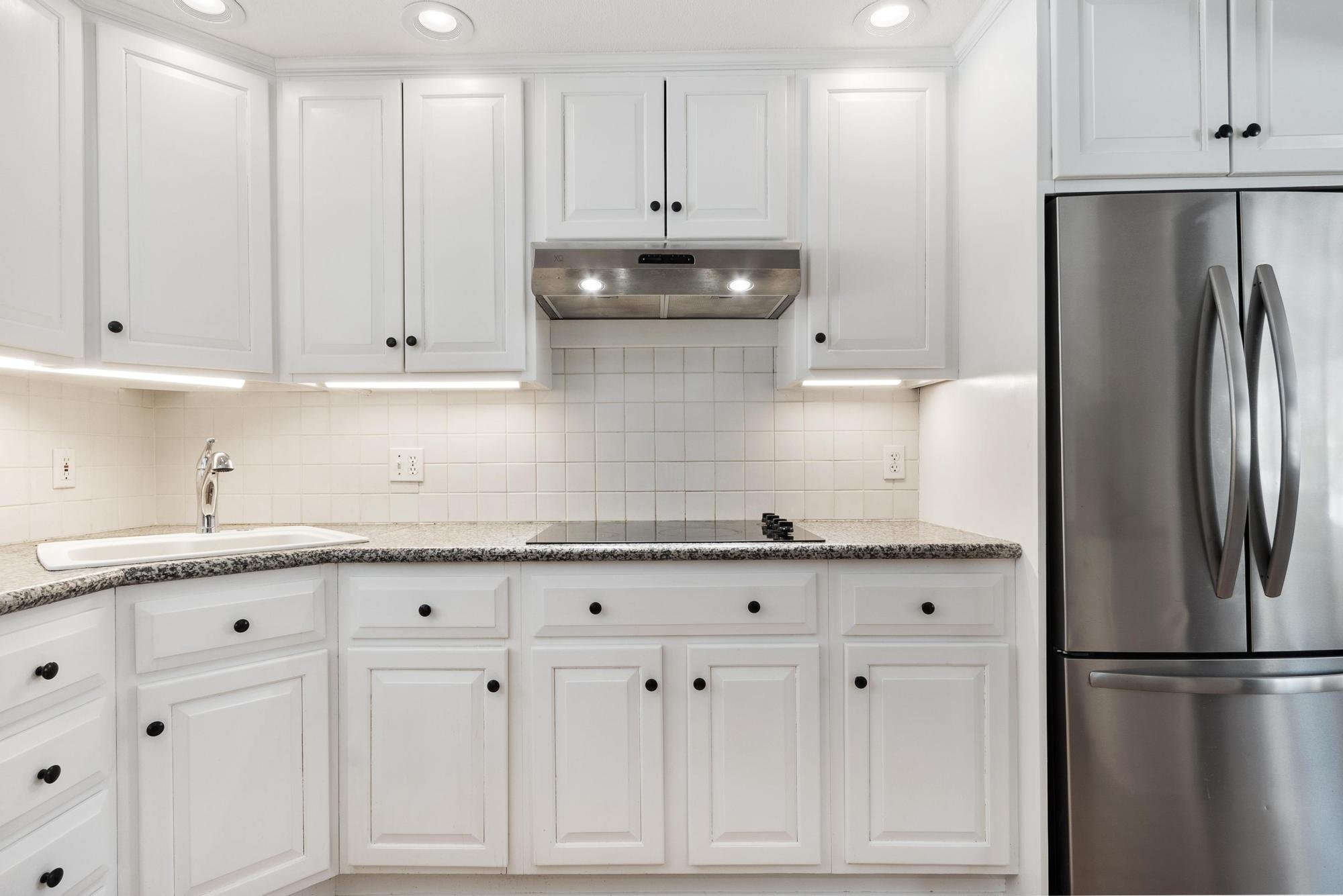 27 Fox Run Road Bedford Massachusetts Job 38046 0037.jpg