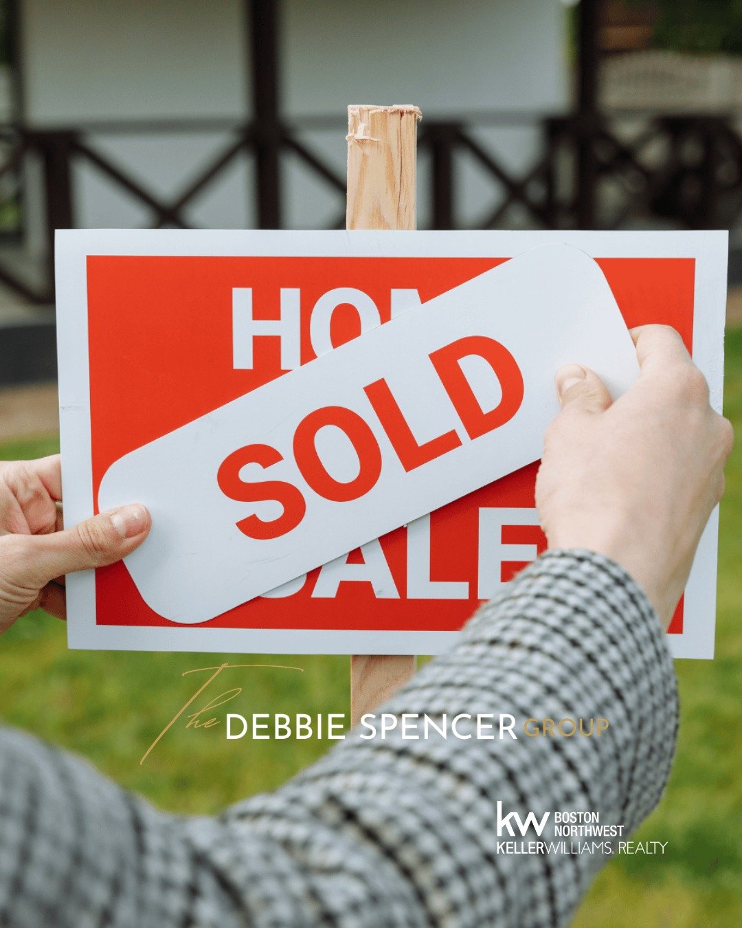 May is where the real estate market separates the prepared from the frustrated 🌼🏡

Some homes are flying off the market while others sit. Some buyers are winning while others keep missing out. The difference? Strategy 📊

If you&rsquo;re buying or 