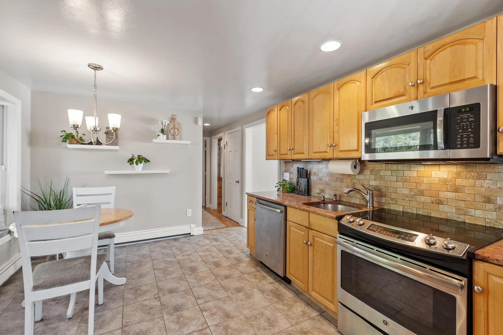 289 South Road Bedford Massachusetts Job 39113 0025.jpg