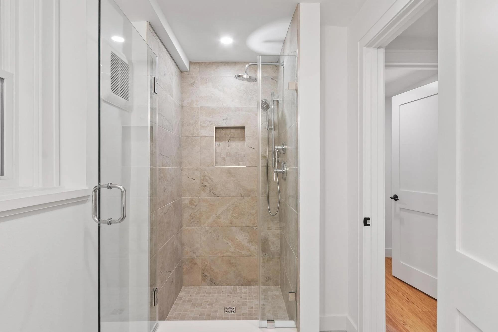 21 Clark Road Bedford Massachusetts Job 39083 0028.jpg