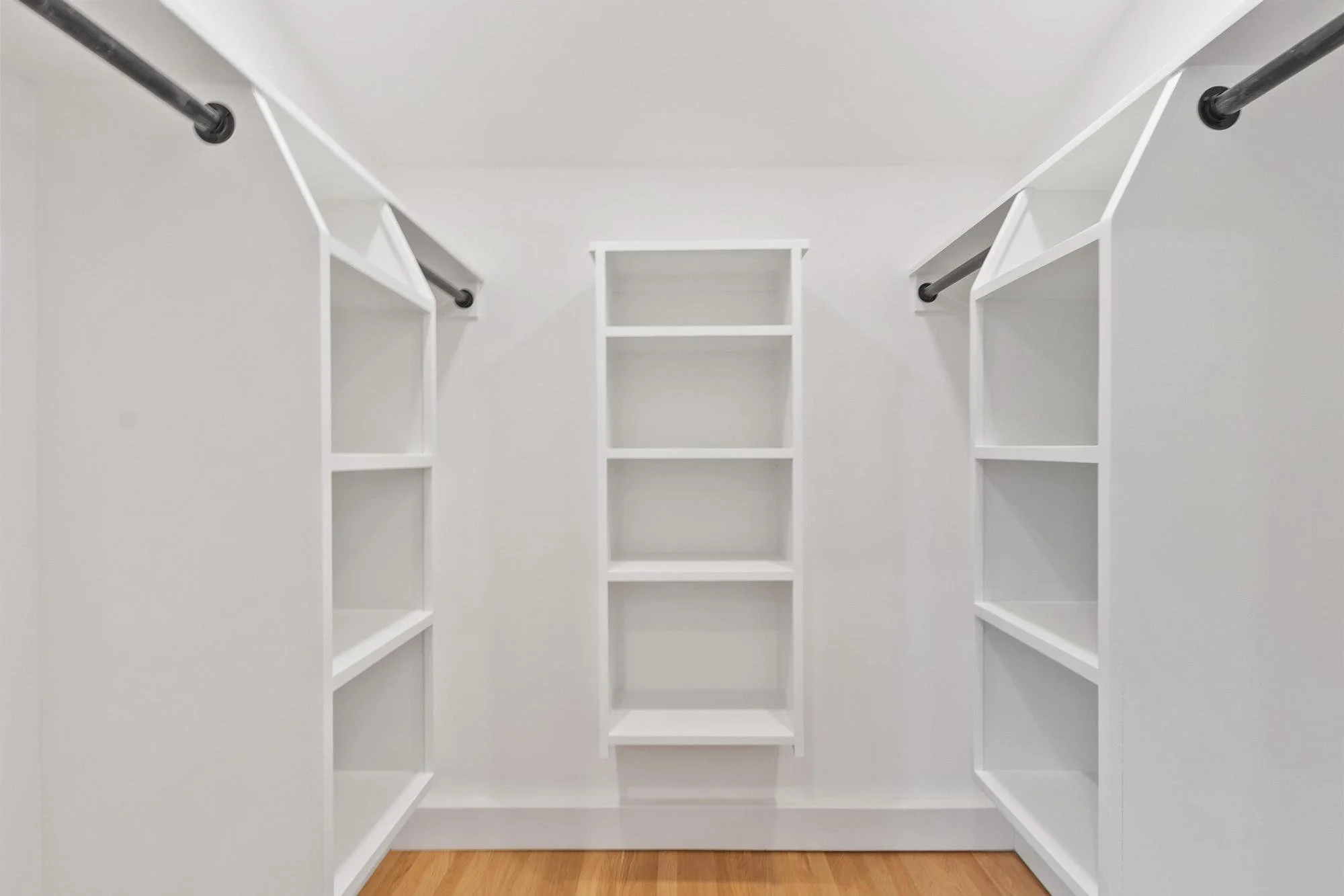 21 Clark Road Bedford Massachusetts Job 39083 0006.jpg