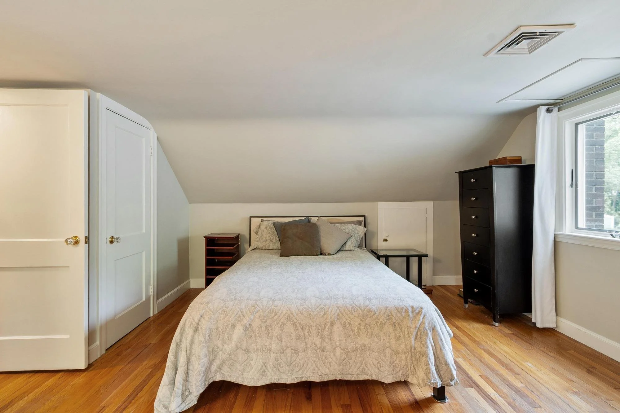 2 Doris Road Bedford Massachusetts Job 38837 0034.jpg