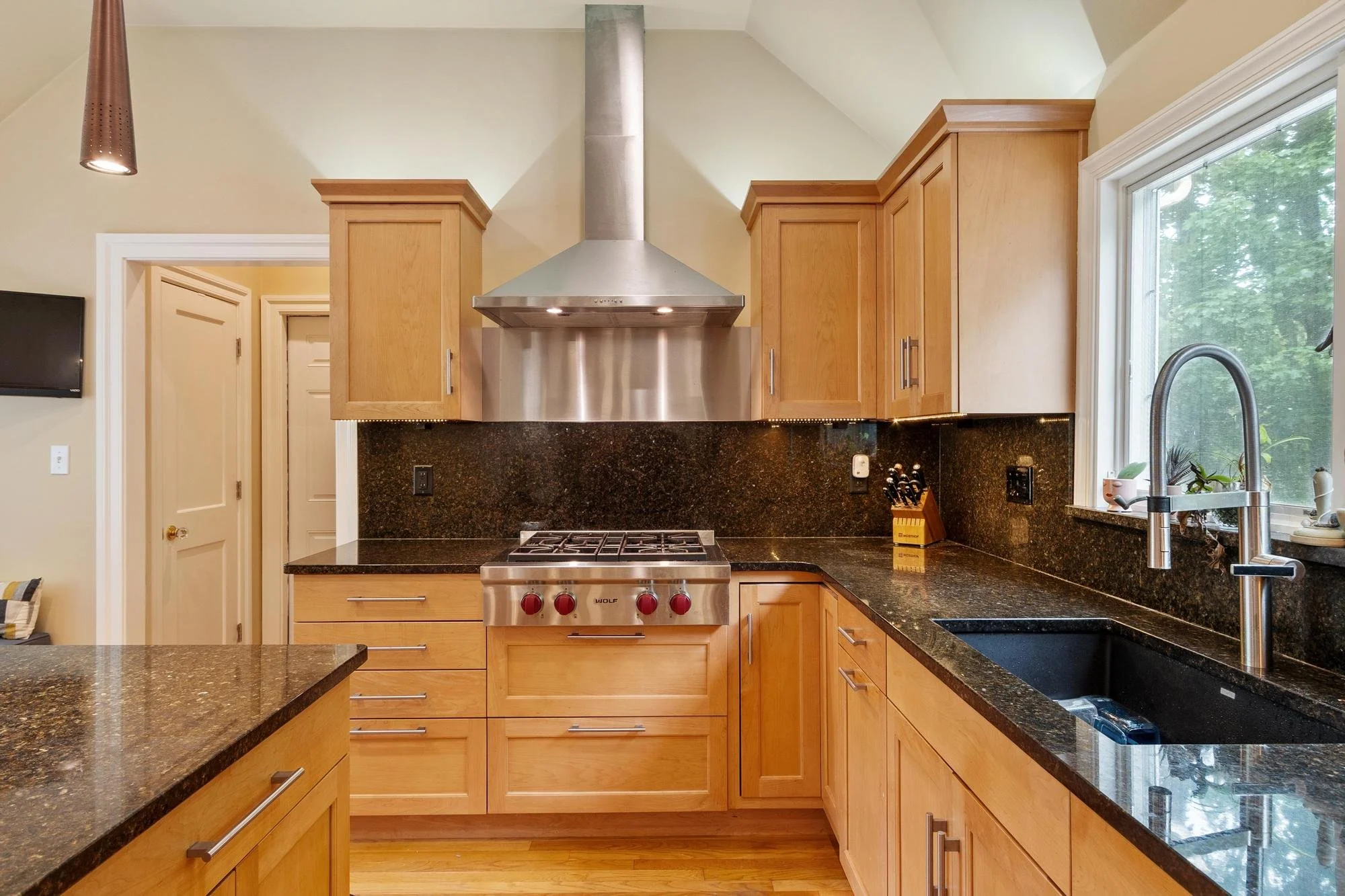 2 Doris Road Bedford Massachusetts Job 38837 0024.jpg