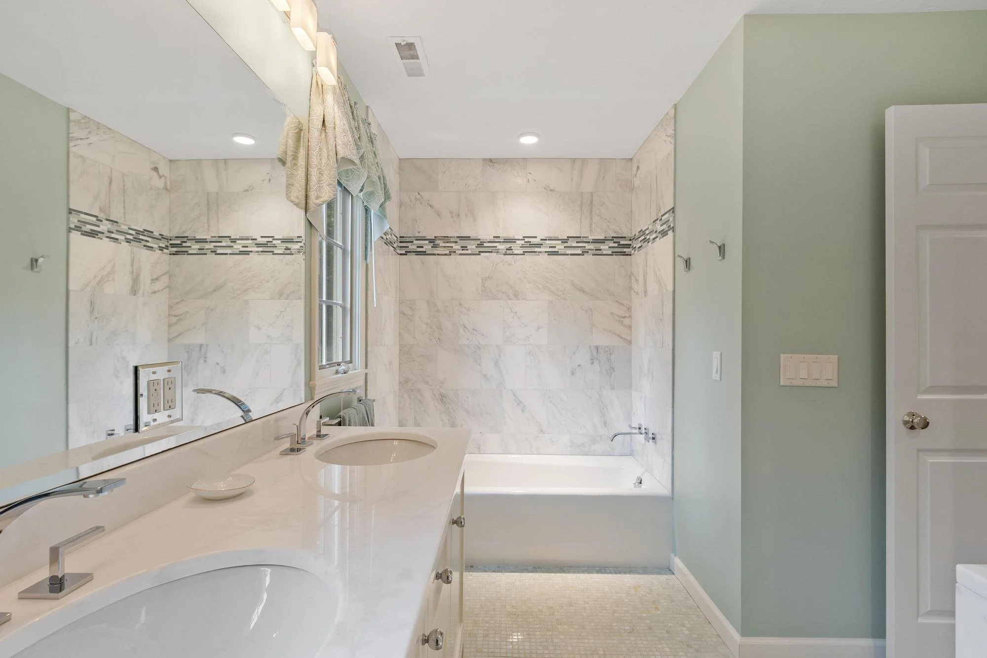 36 Pickman Drive Bedford Massachusetts Job 39176 0039.jpg