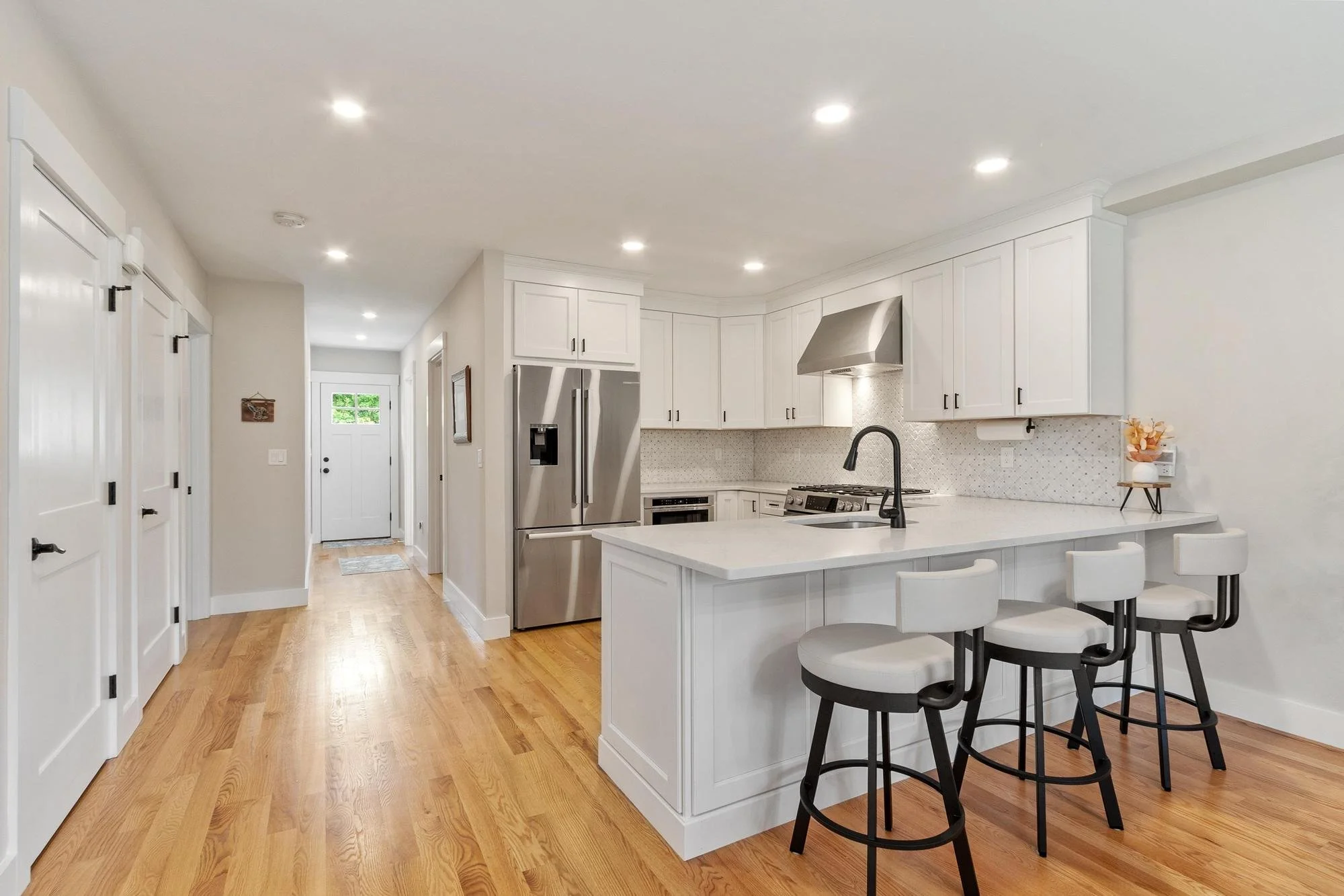 124 Main Street Unit 1 Westford Massachusetts Job 38982 0029.jpg