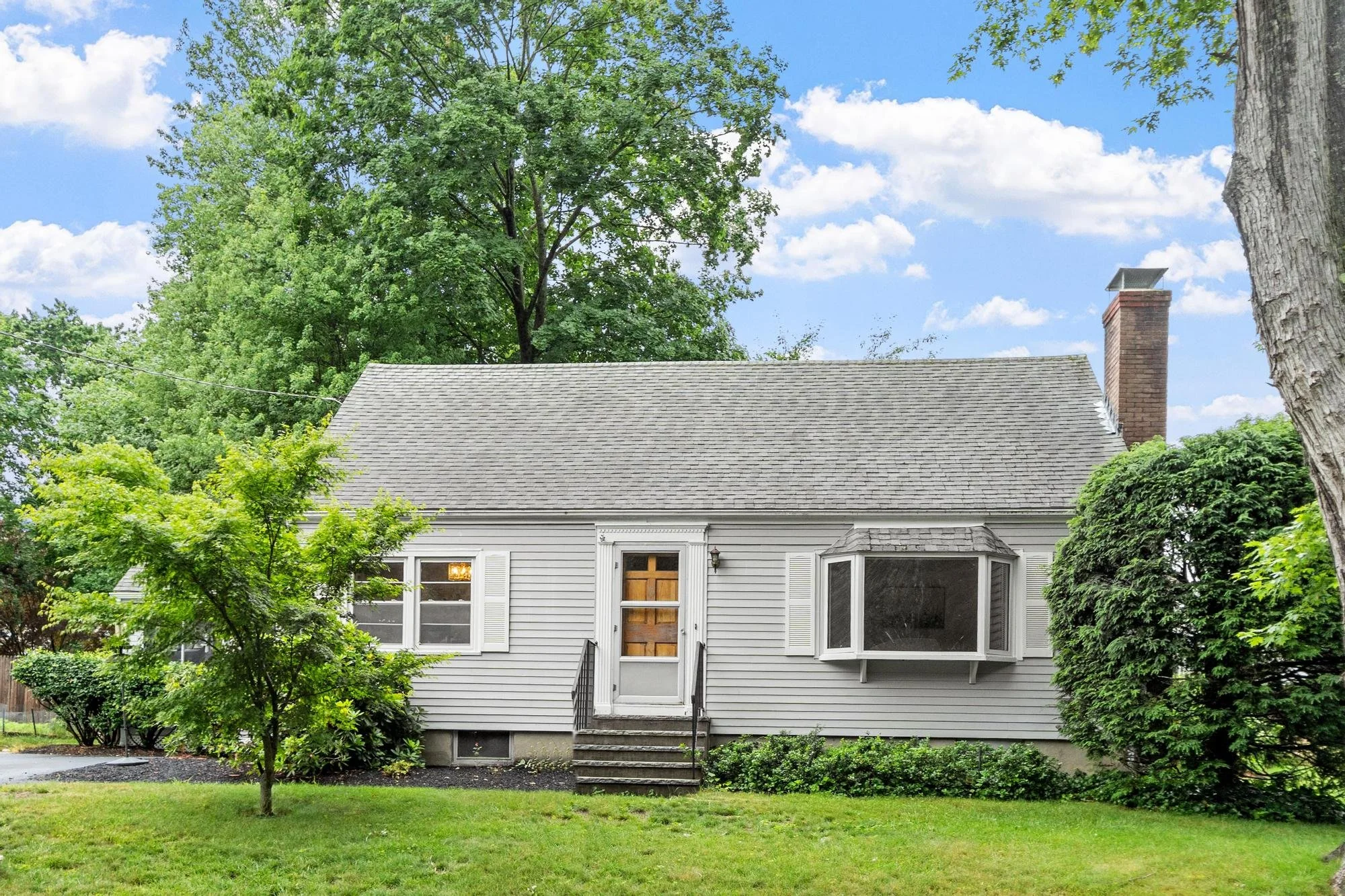 12 Hunt Rd, Bedford