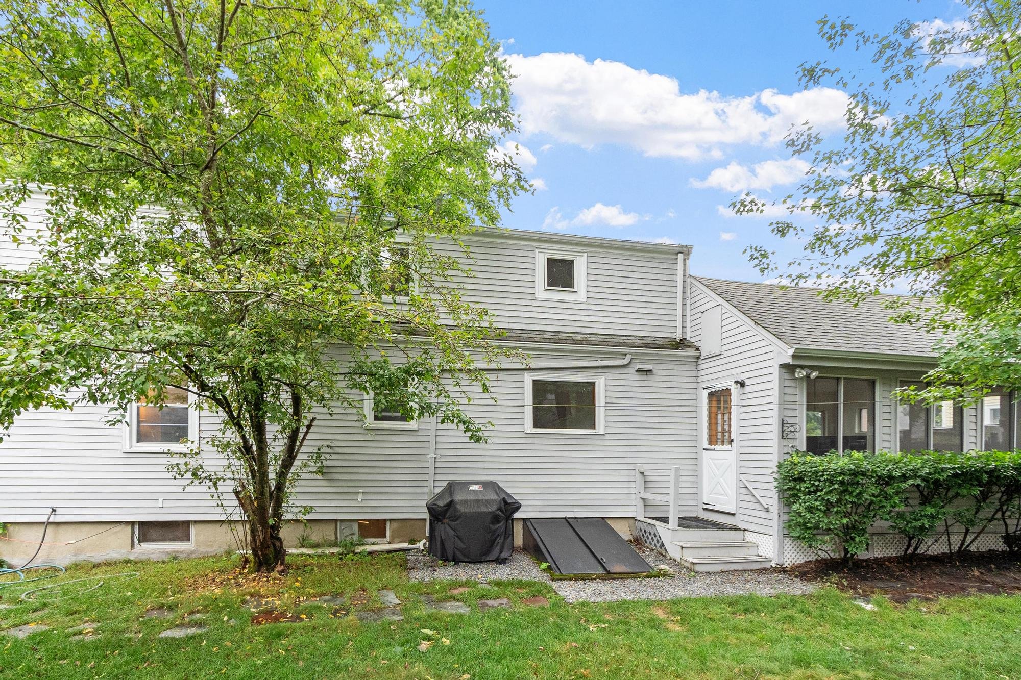 12 Hunt Road Bedford Massachusetts Job 39815 0009.jpg