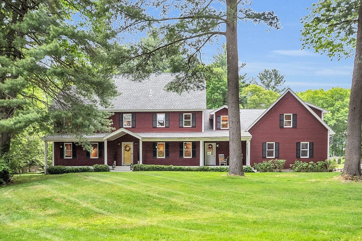 9 Balsam Dr Bedford MA Job 29472 0002 MLS.jpg