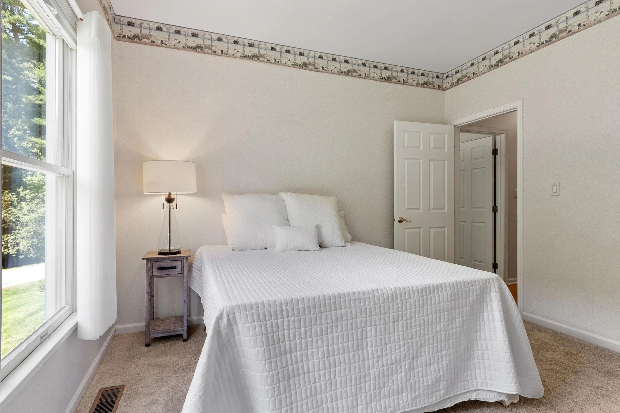 2 Nelson Circle Bedford Massachusetts Job 40018 0028.jpg