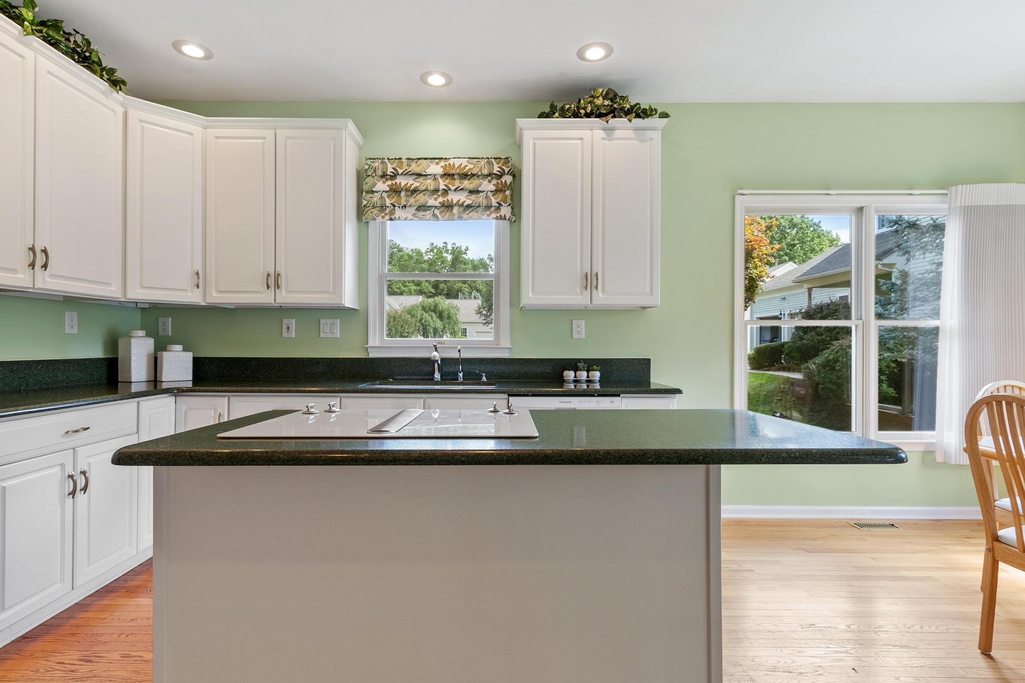 2 Nelson Circle Bedford Massachusetts Job 40018 0008.jpg